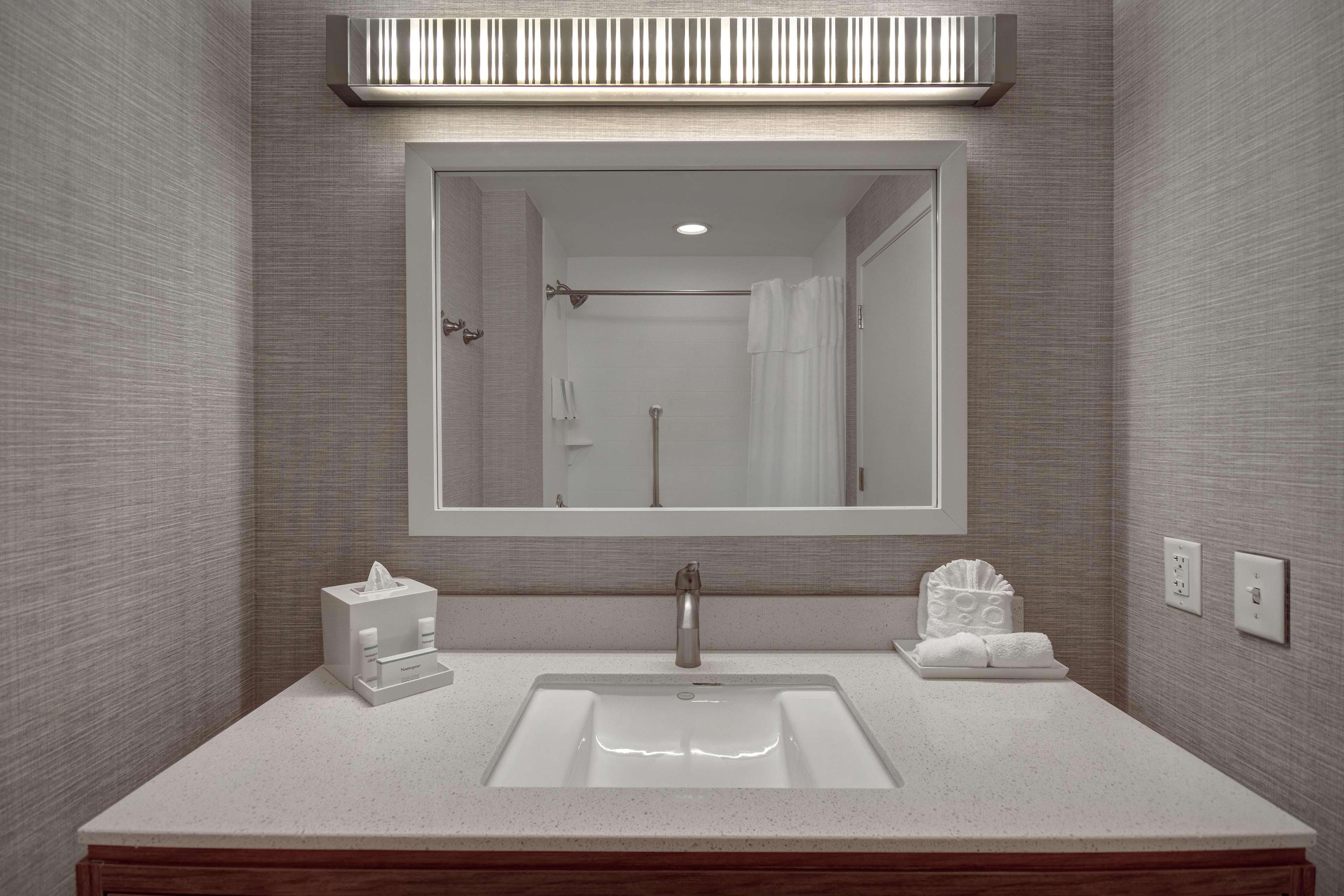 Suite Two Queen Beds