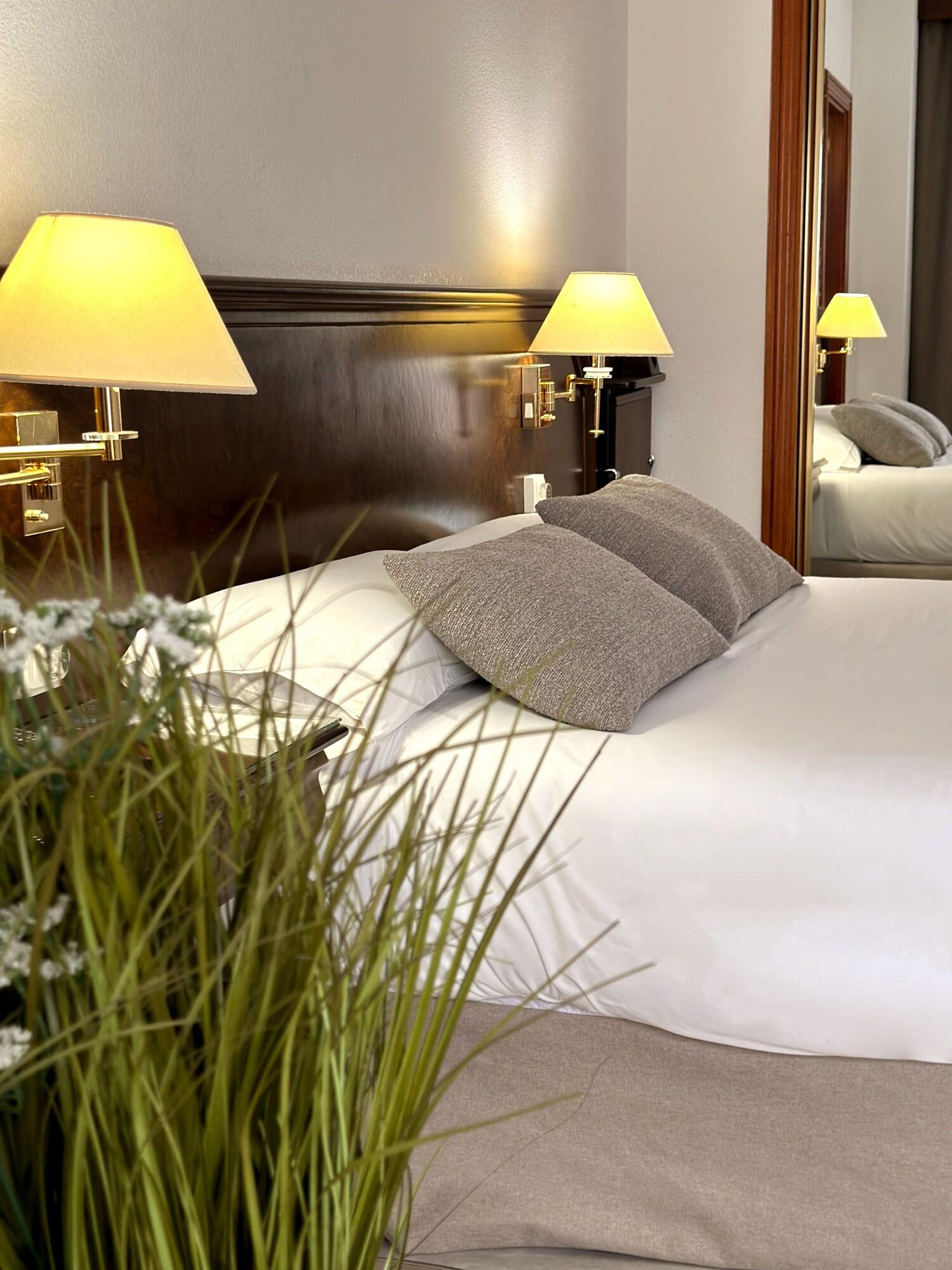 Bed in Dormitory Standard