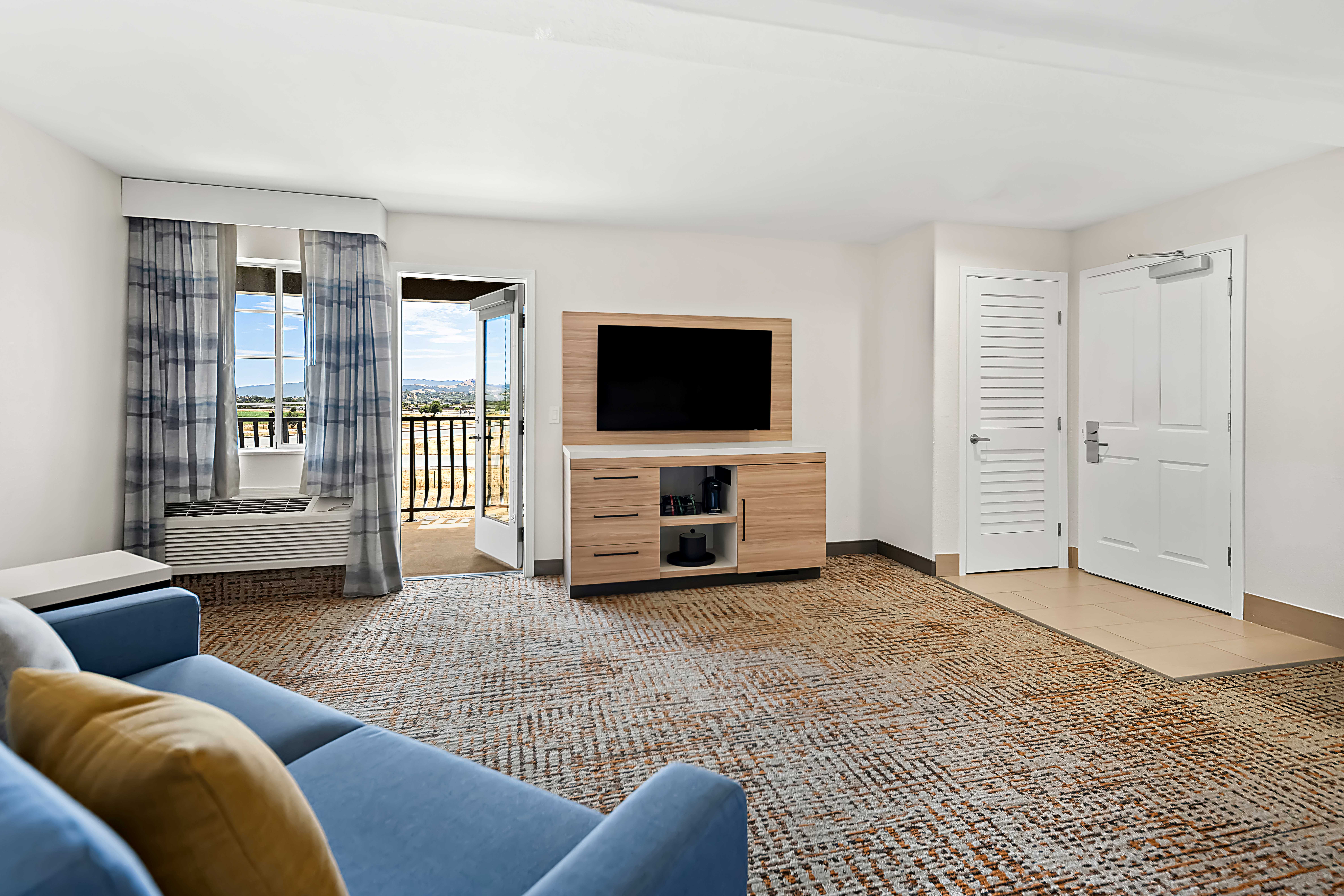 Studio King Bed Non Smoking