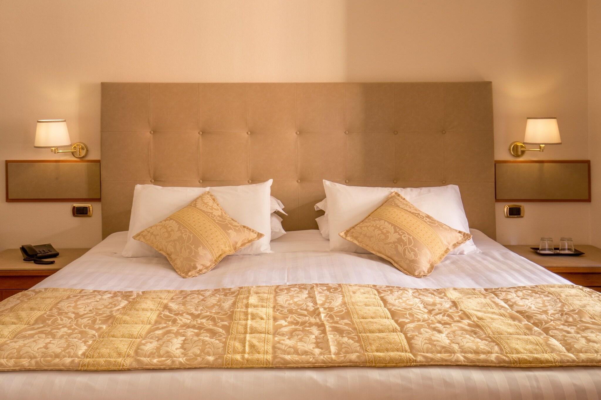 Double Deluxe King Bed