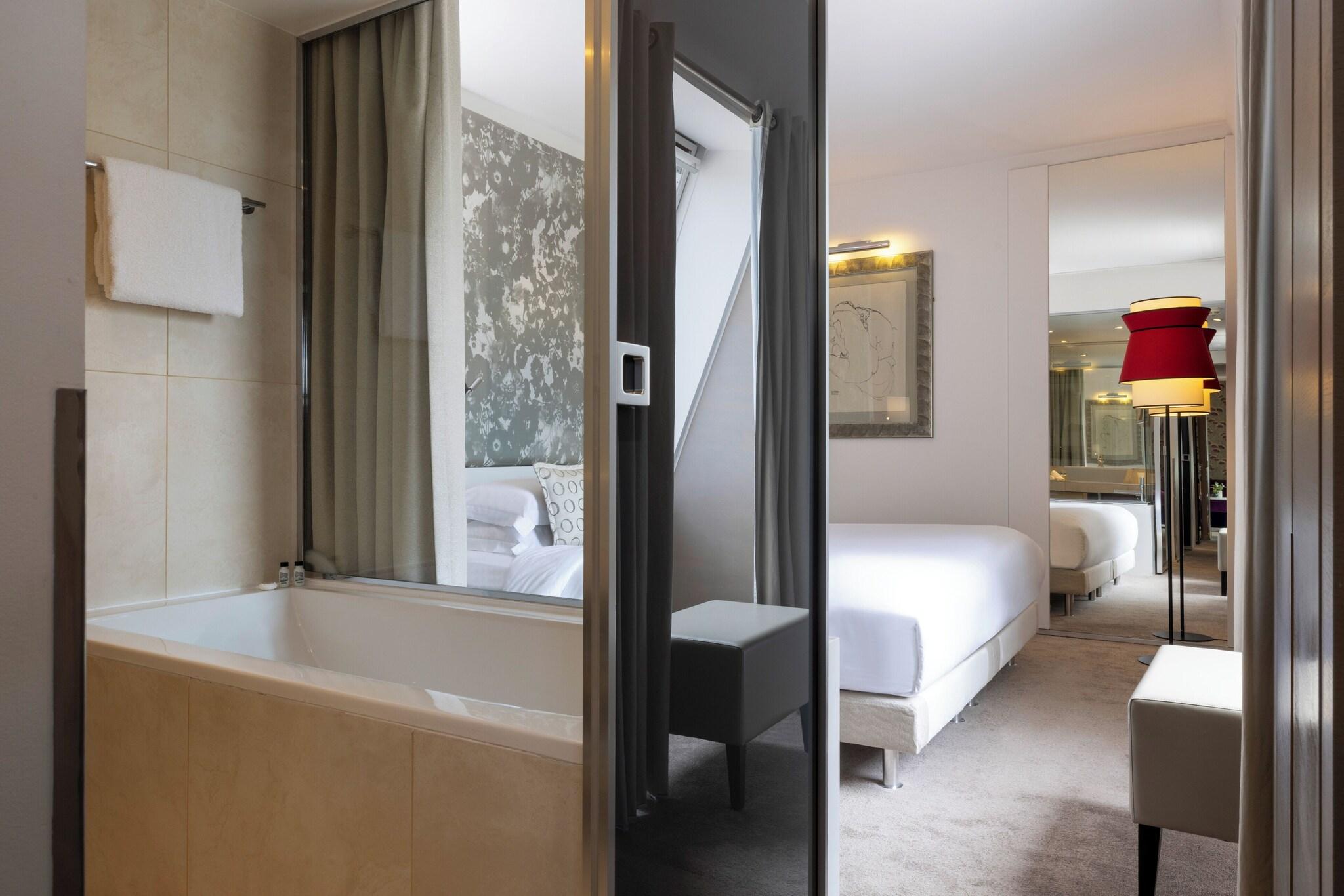 Suite Queen Size Bed