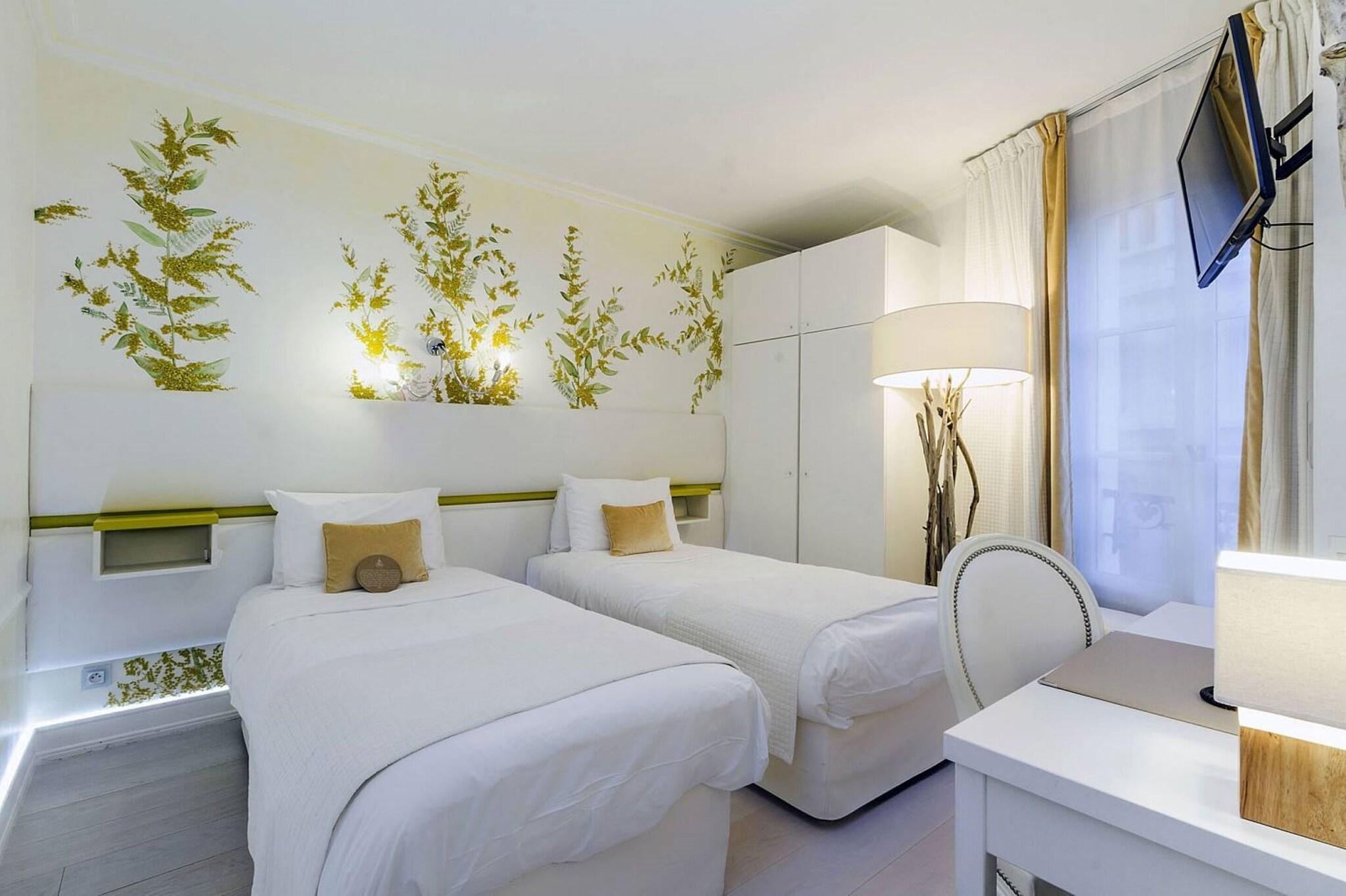 Double Deluxe King Bed