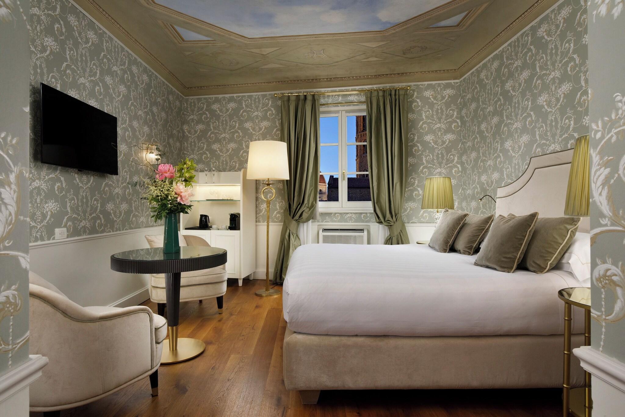 Double Deluxe with Views