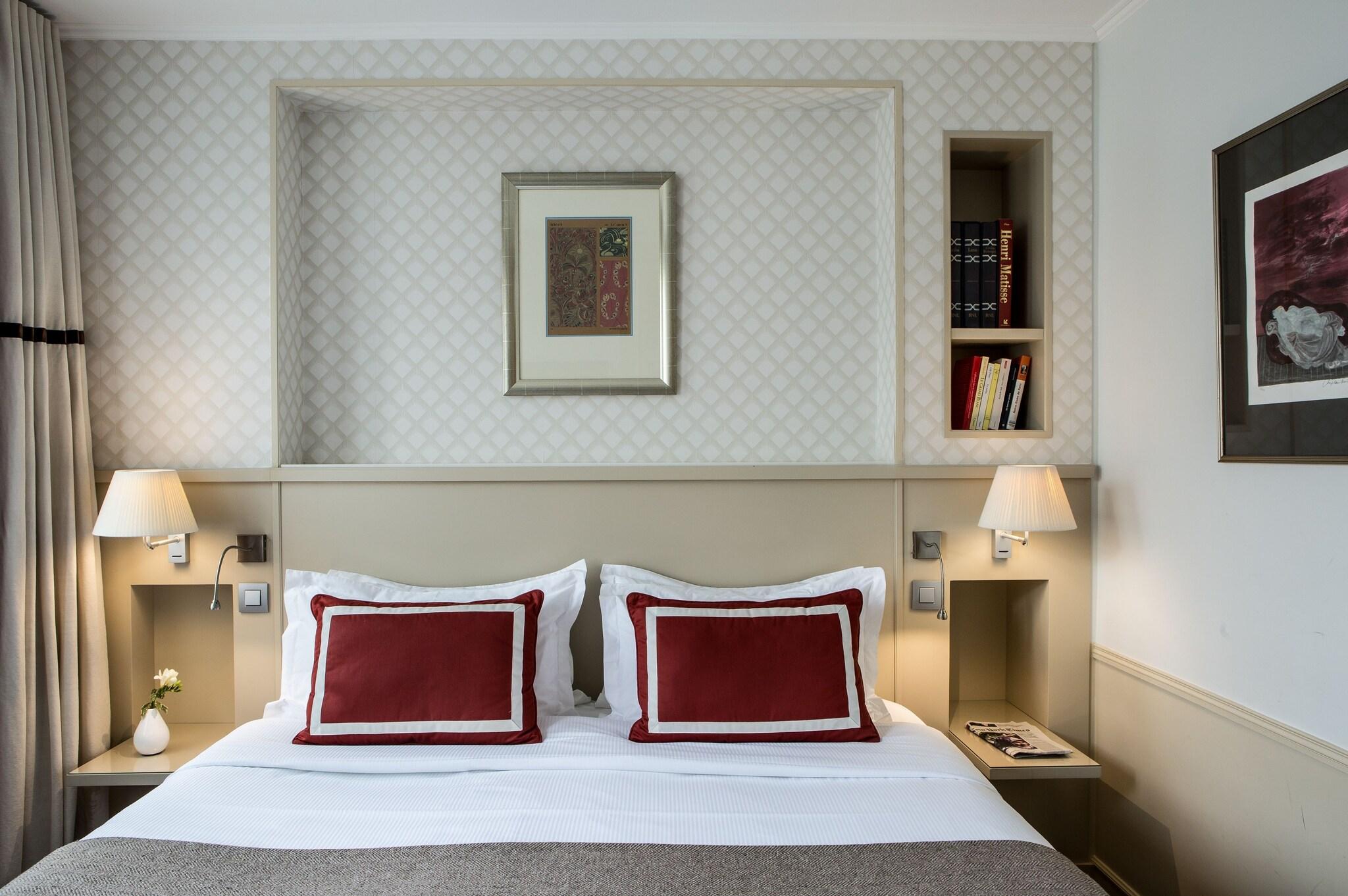 Double Classic Queen Bed