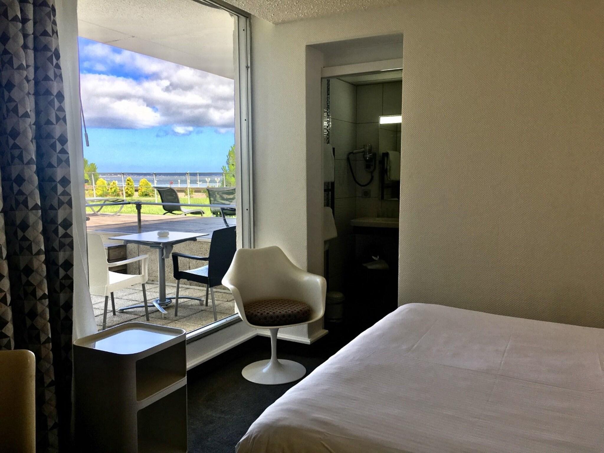 Double Superior Sea View