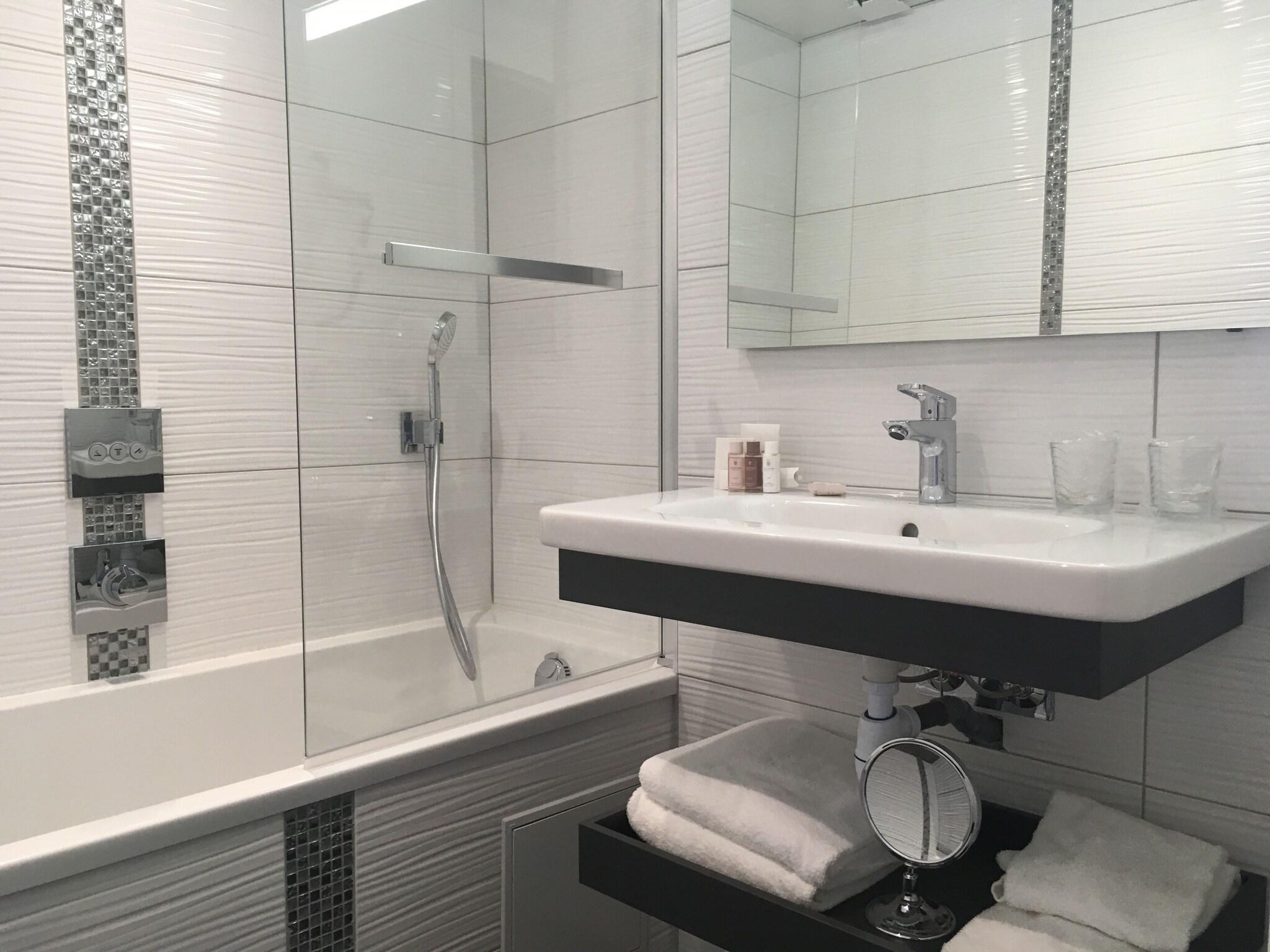 Twin Sea View with Terrace