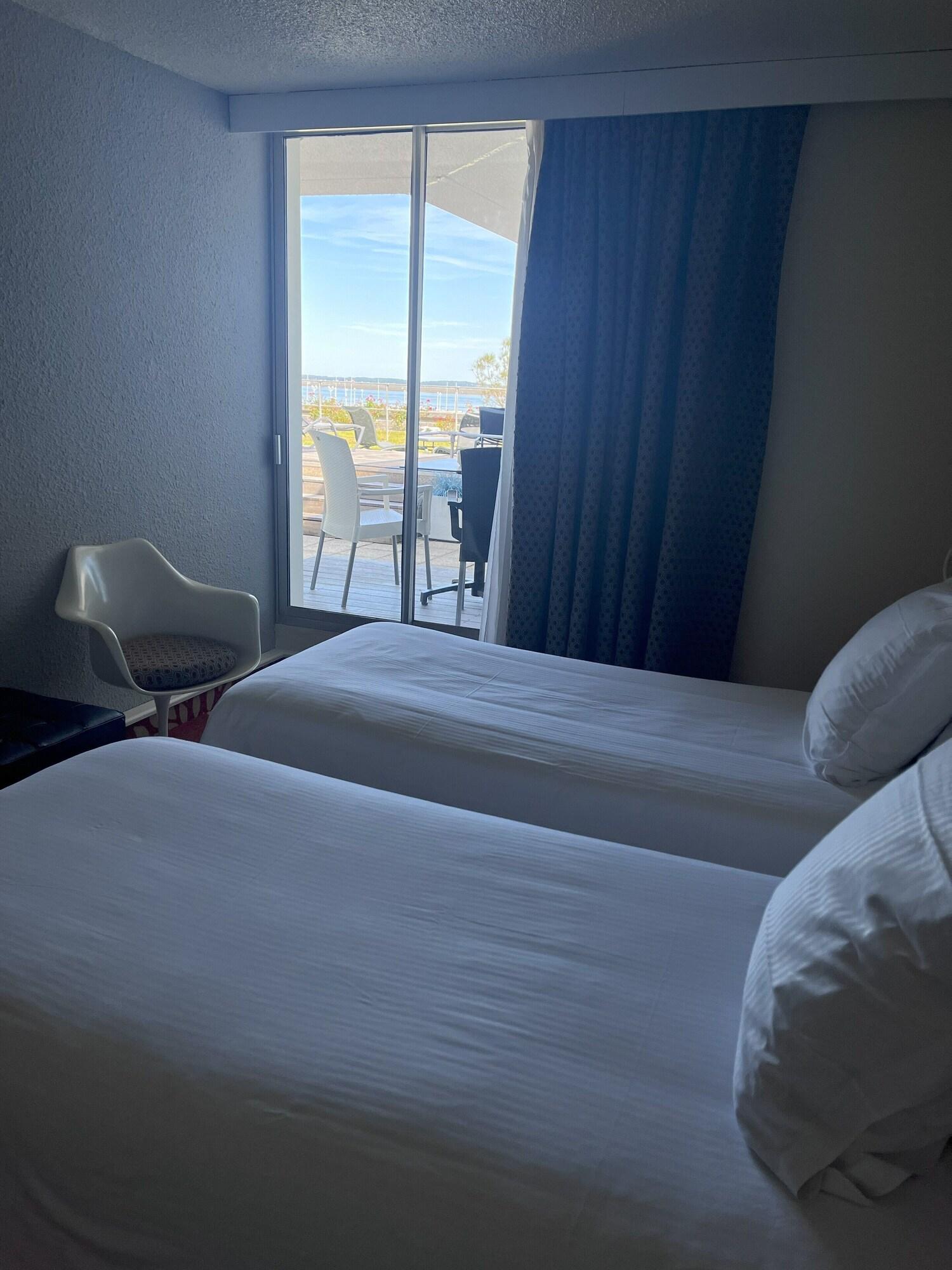 Twin Sea View with Terrace