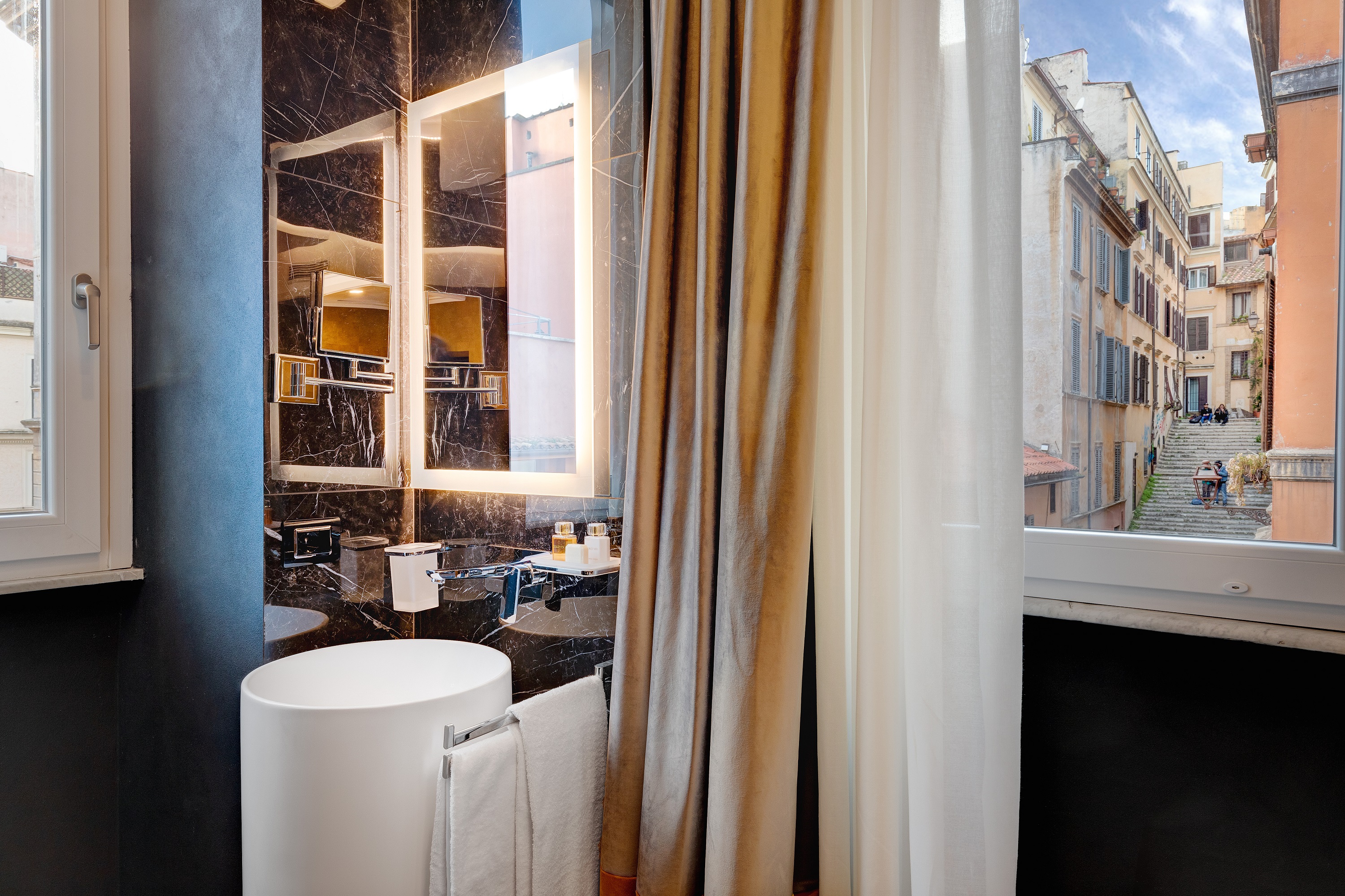 Junior Suite Standard