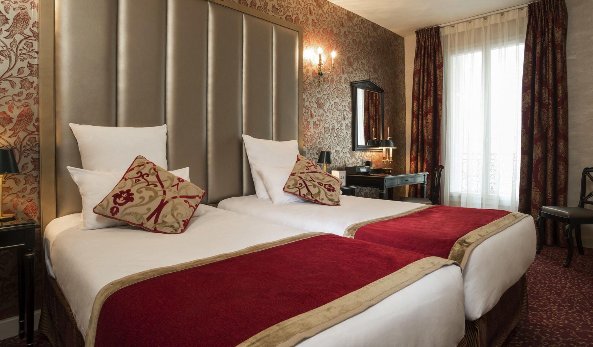 Double Deluxe King Bed