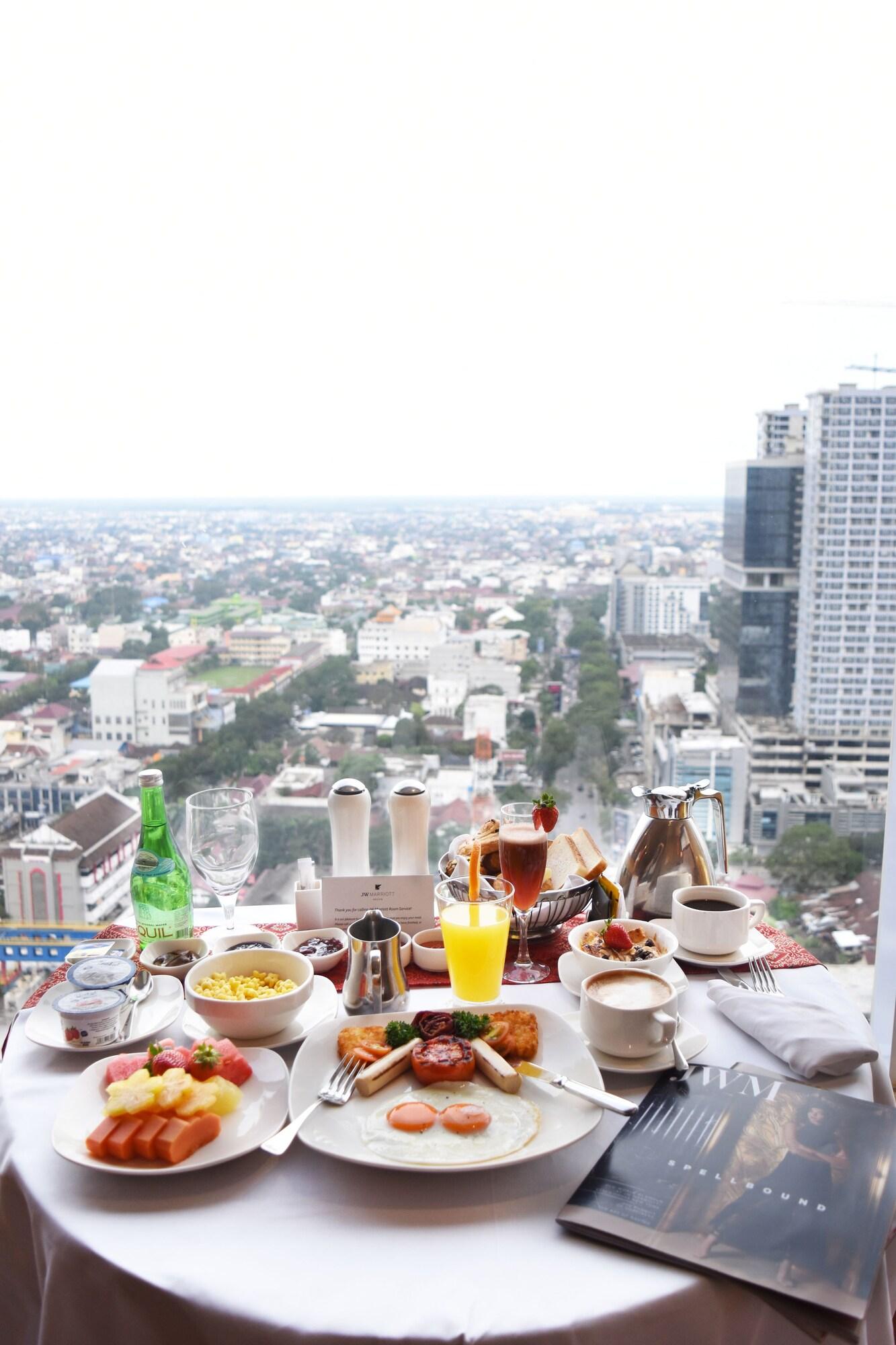 Double Deluxe City View