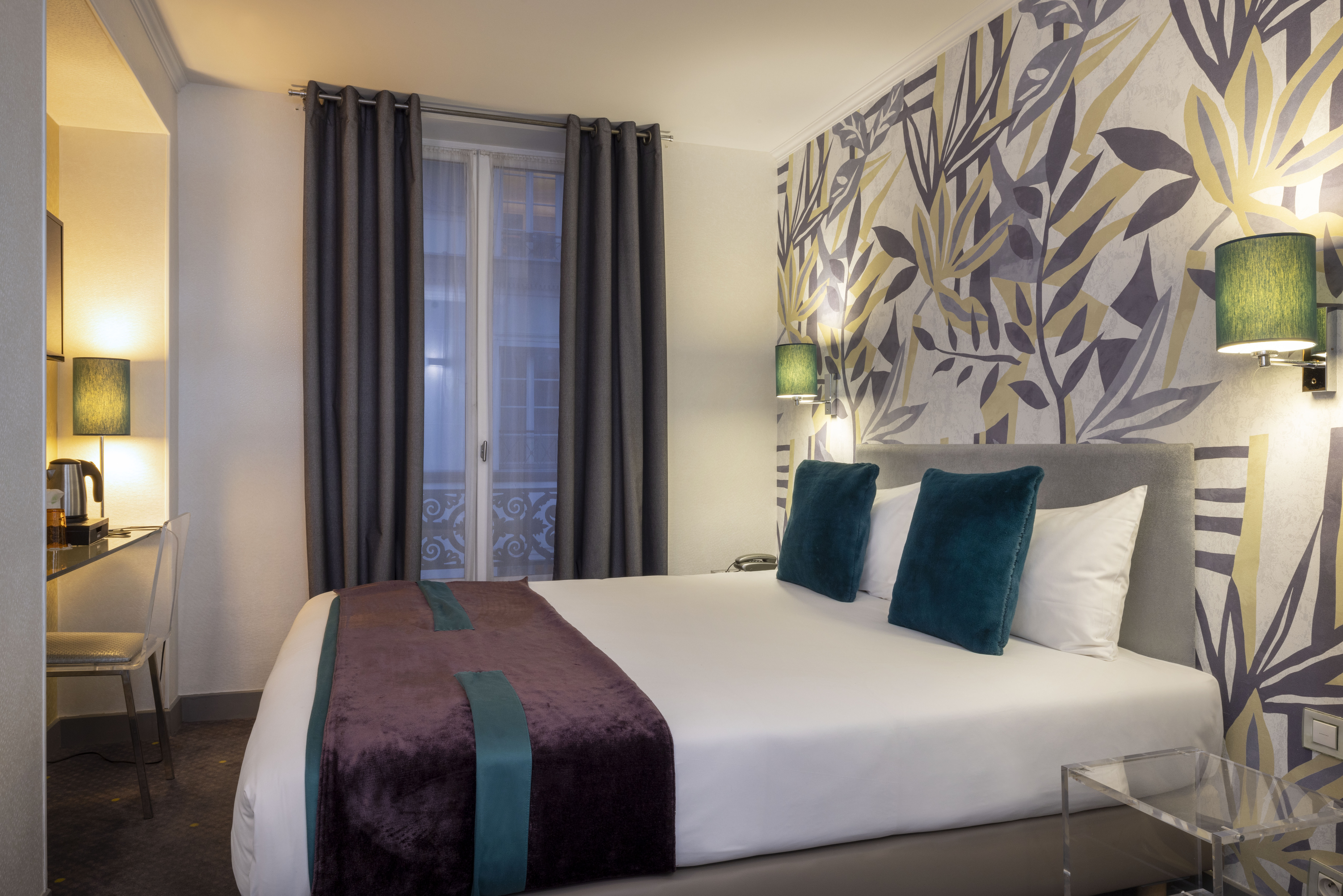 Double or Twin Standard