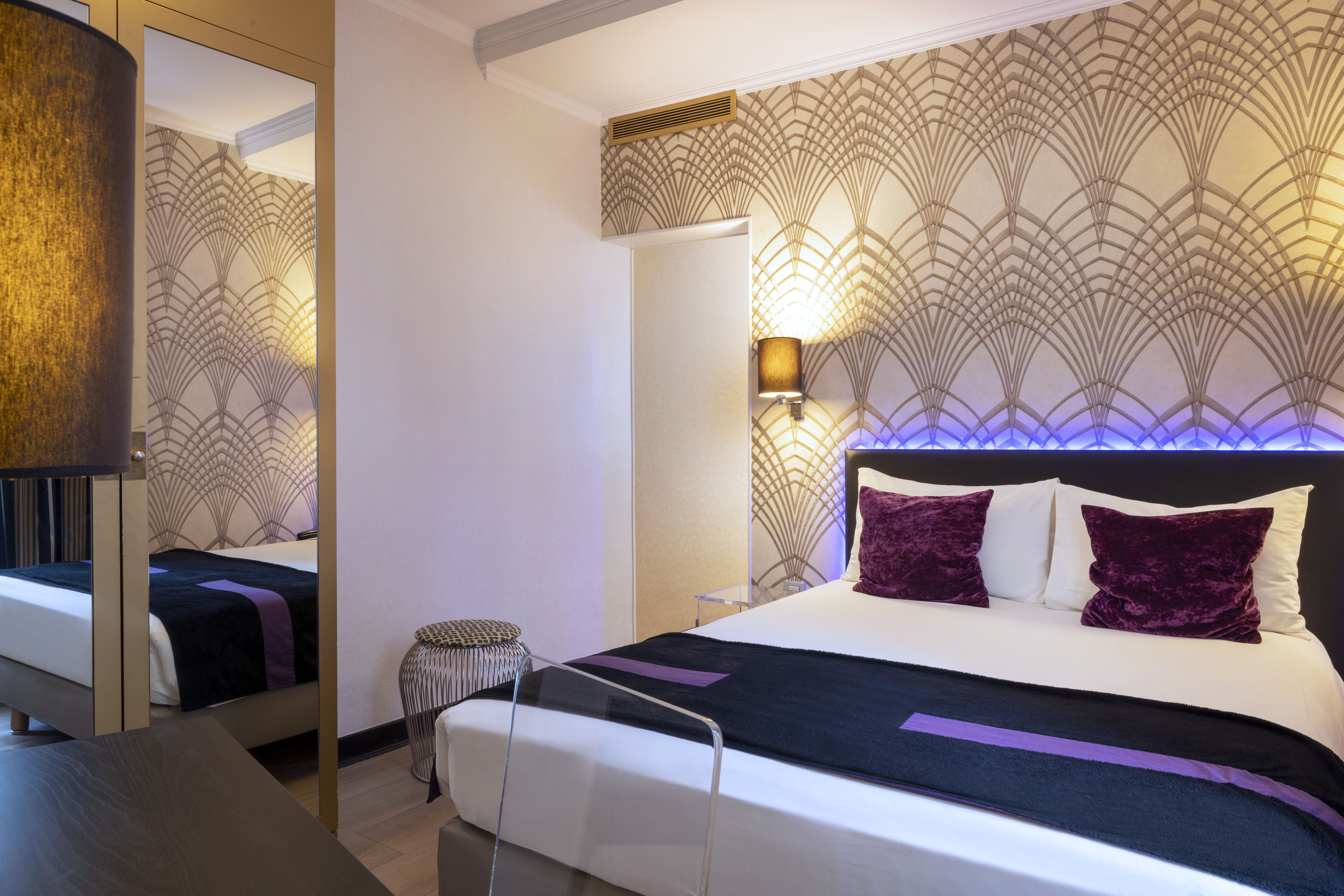 Double or Twin Standard