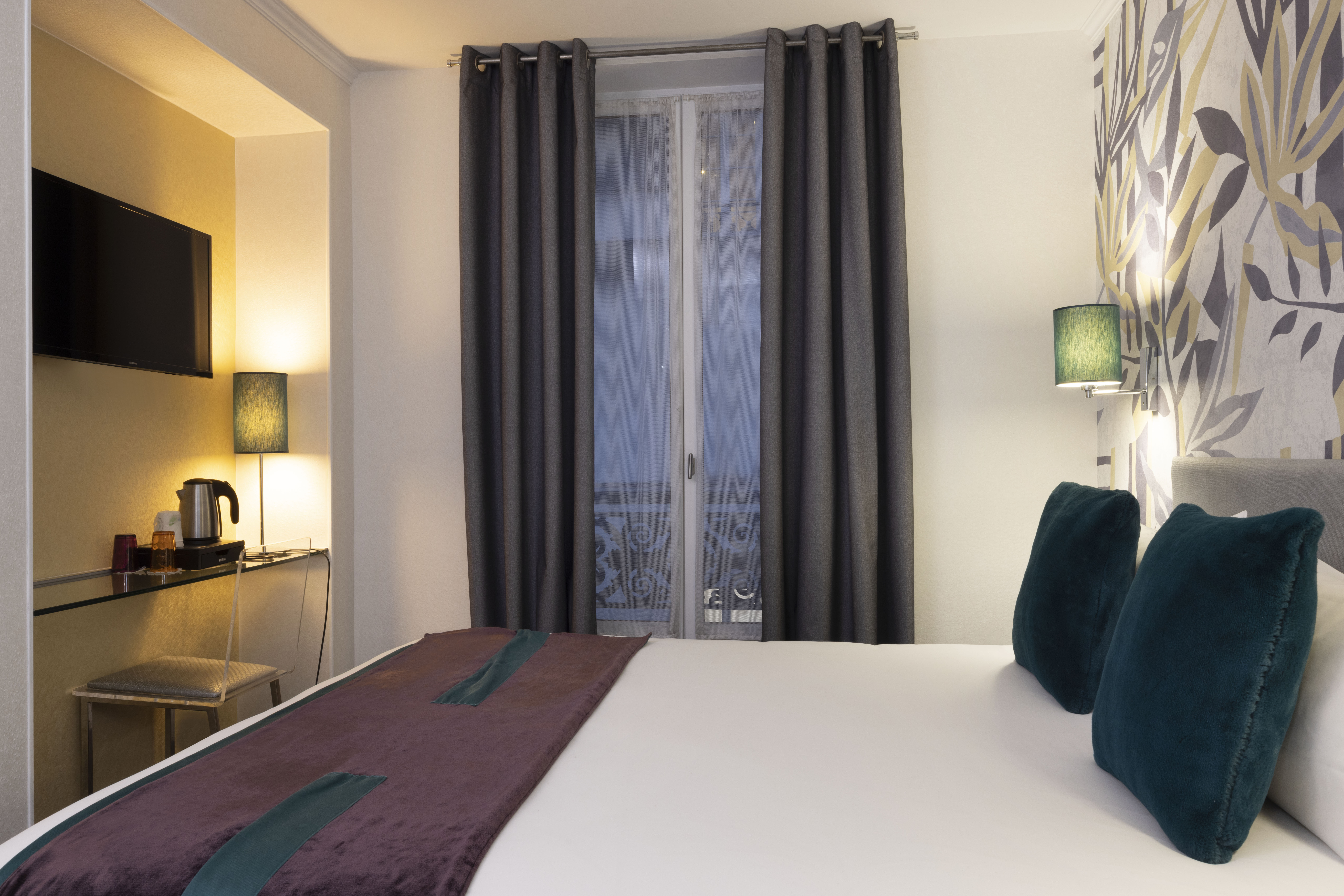 Double or Twin Standard