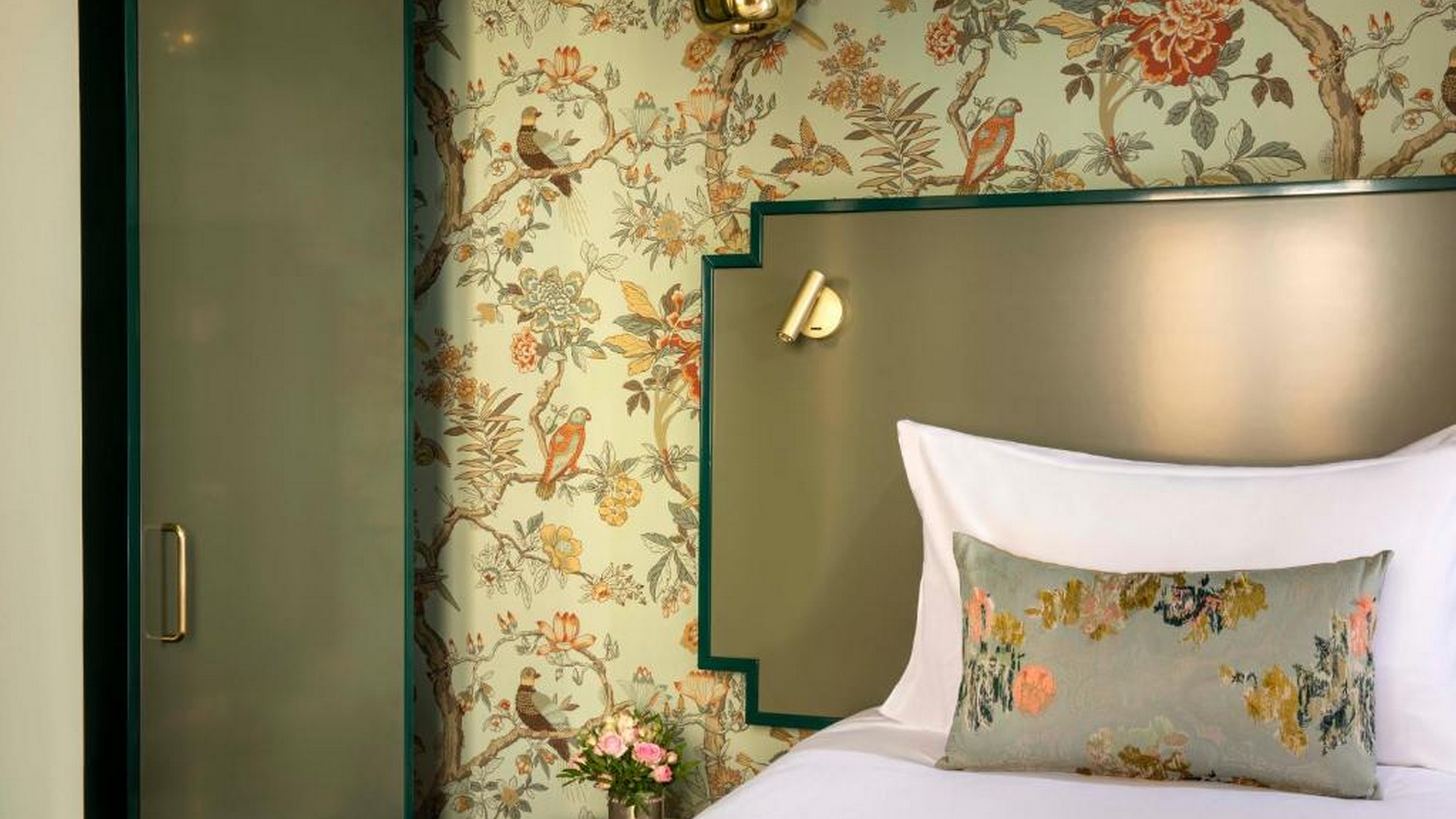 Double Connecting Room