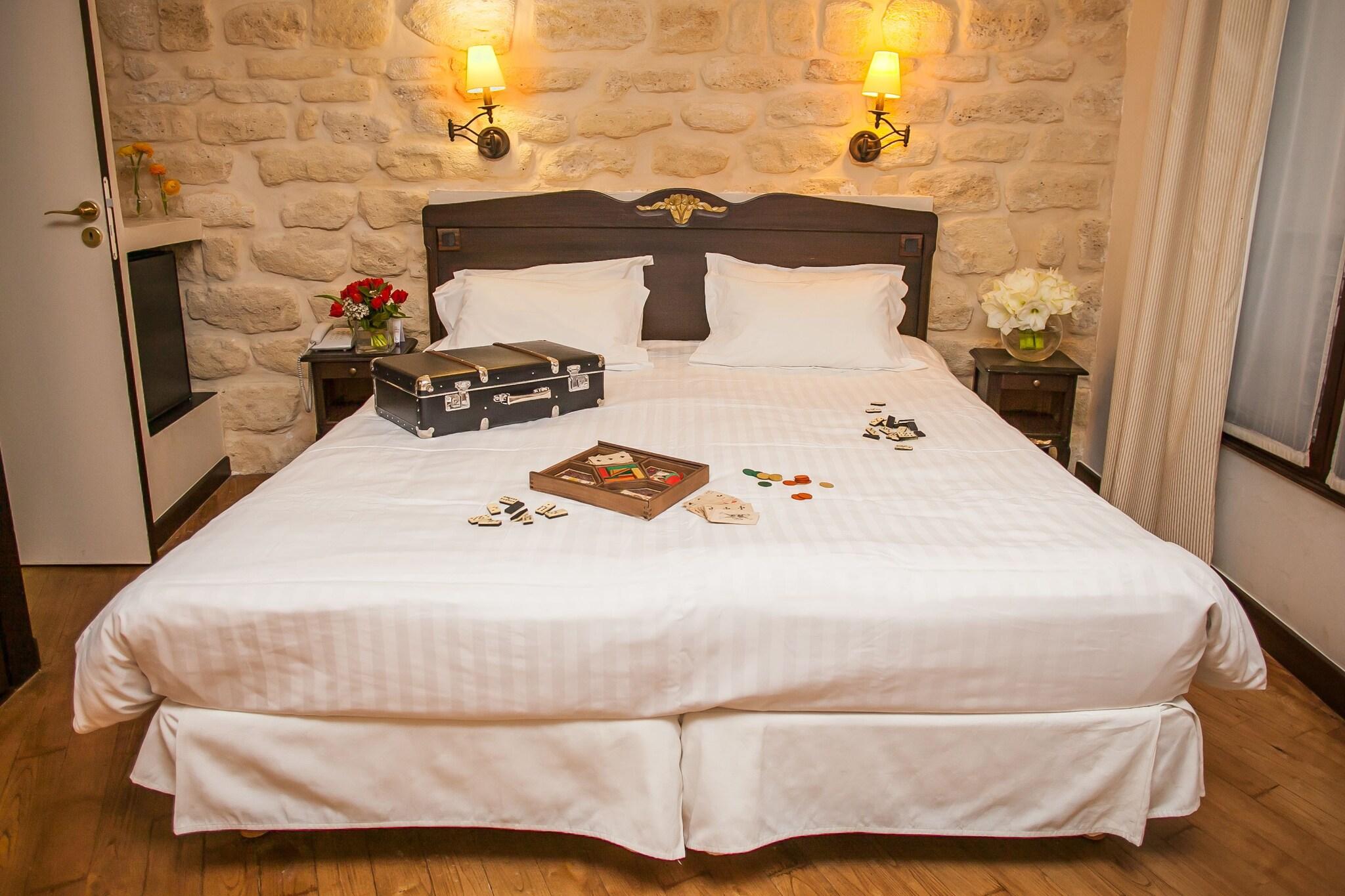 Double Superior King Bed