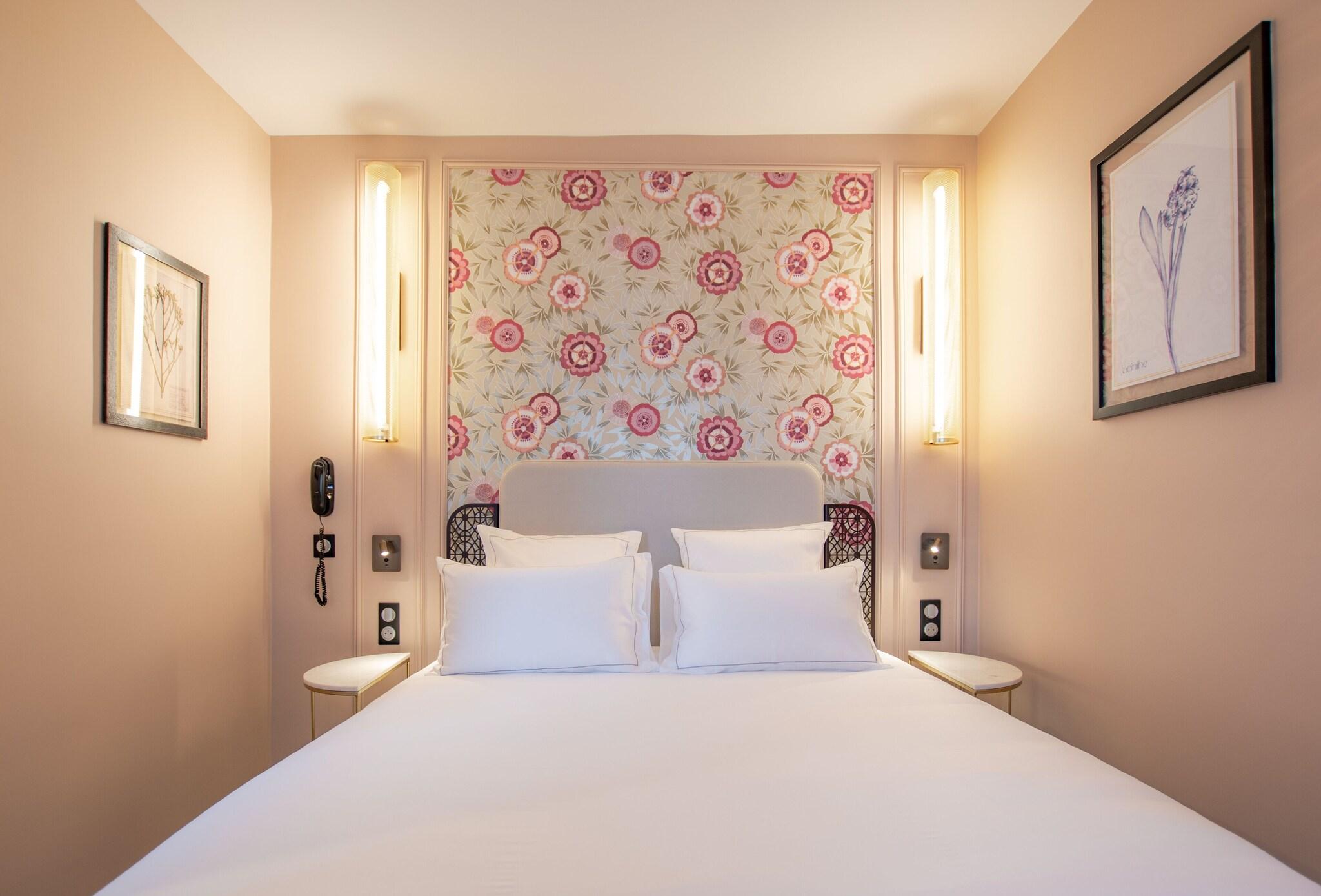 Double Superior Queen Bed