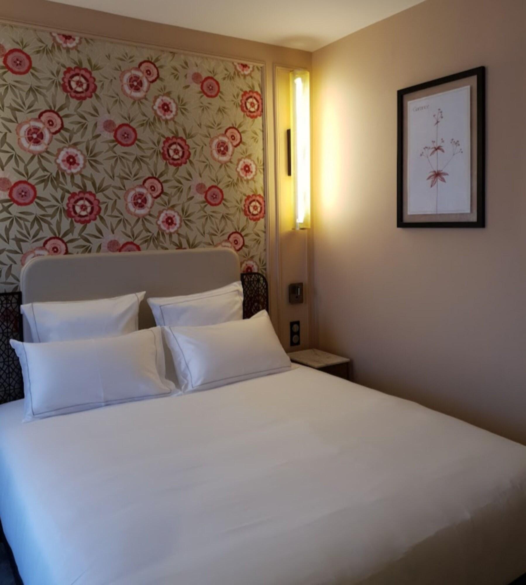 Double Superior Queen Bed