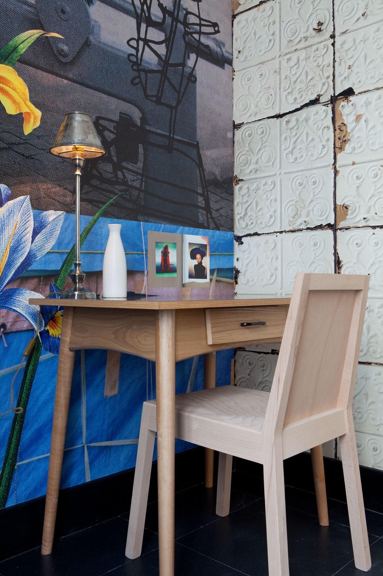 Suite Queen Size Bed