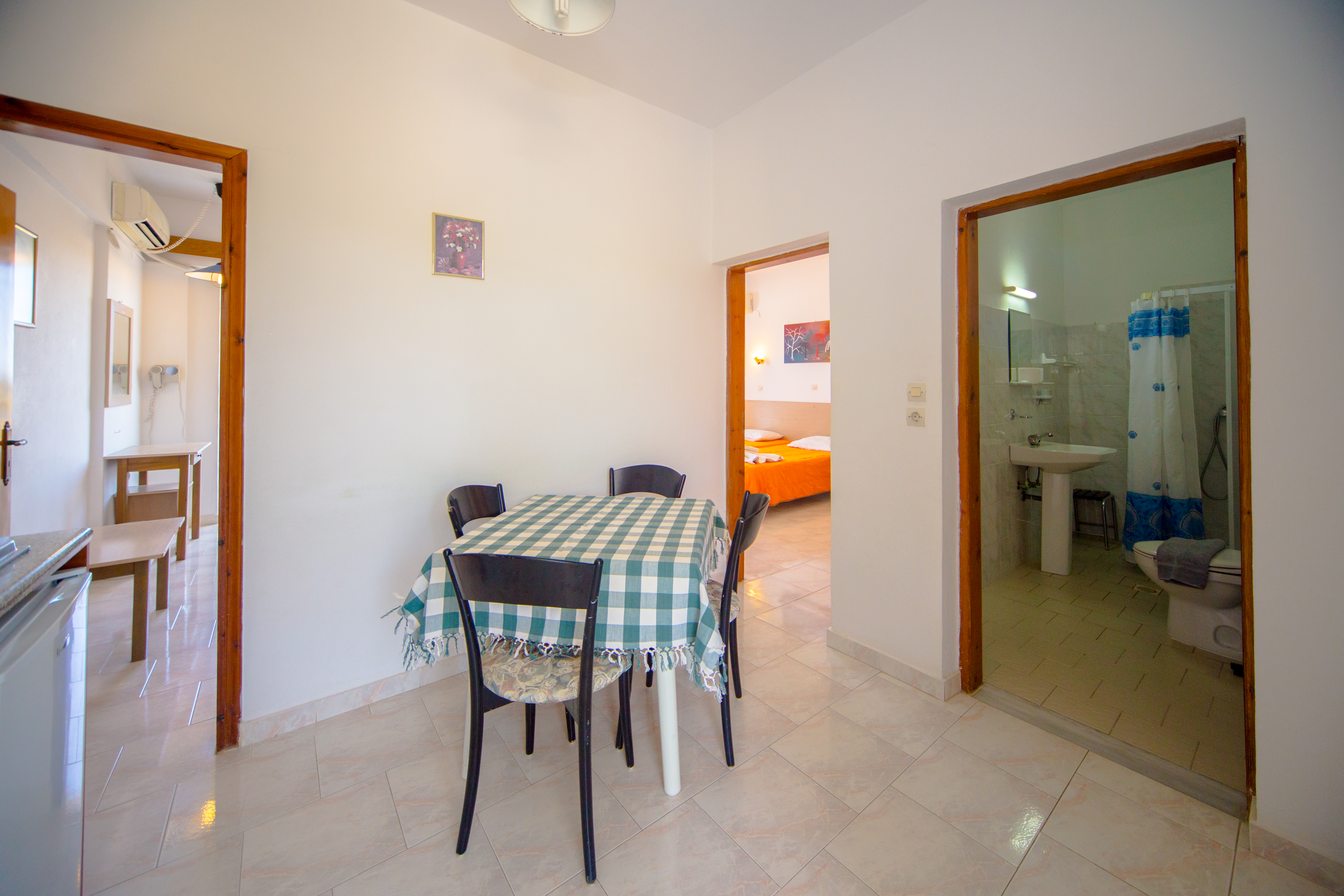 Apartment Capacity 4