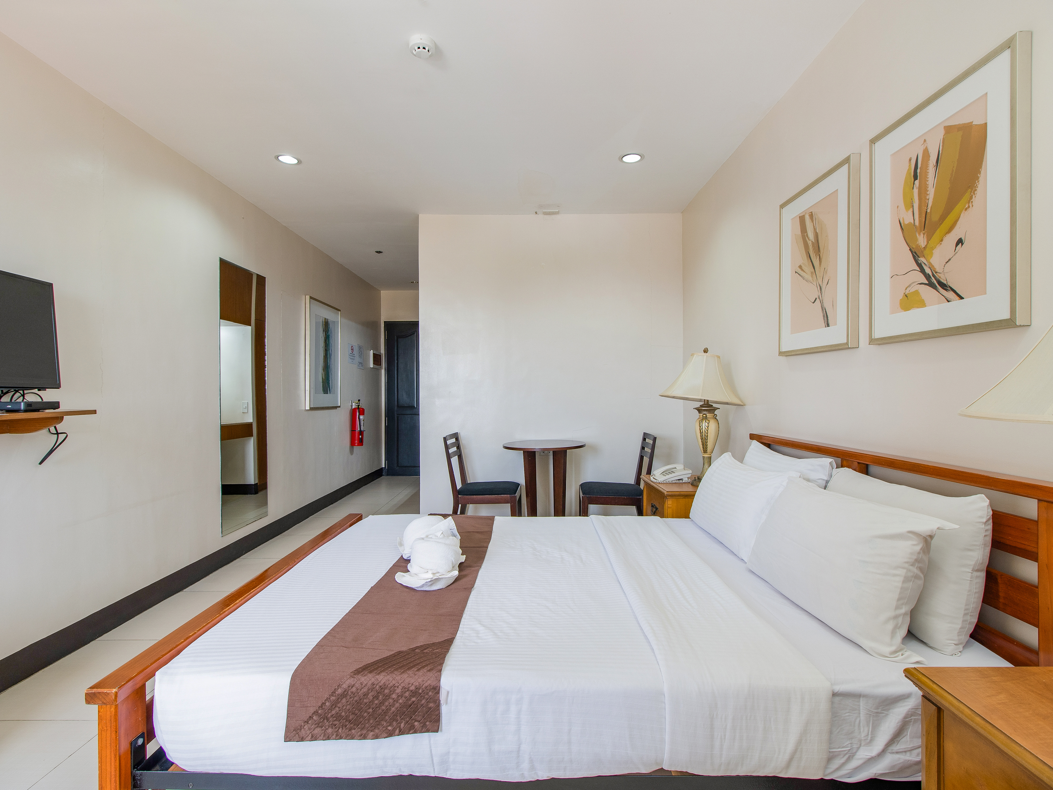 Double Queen Size Bed