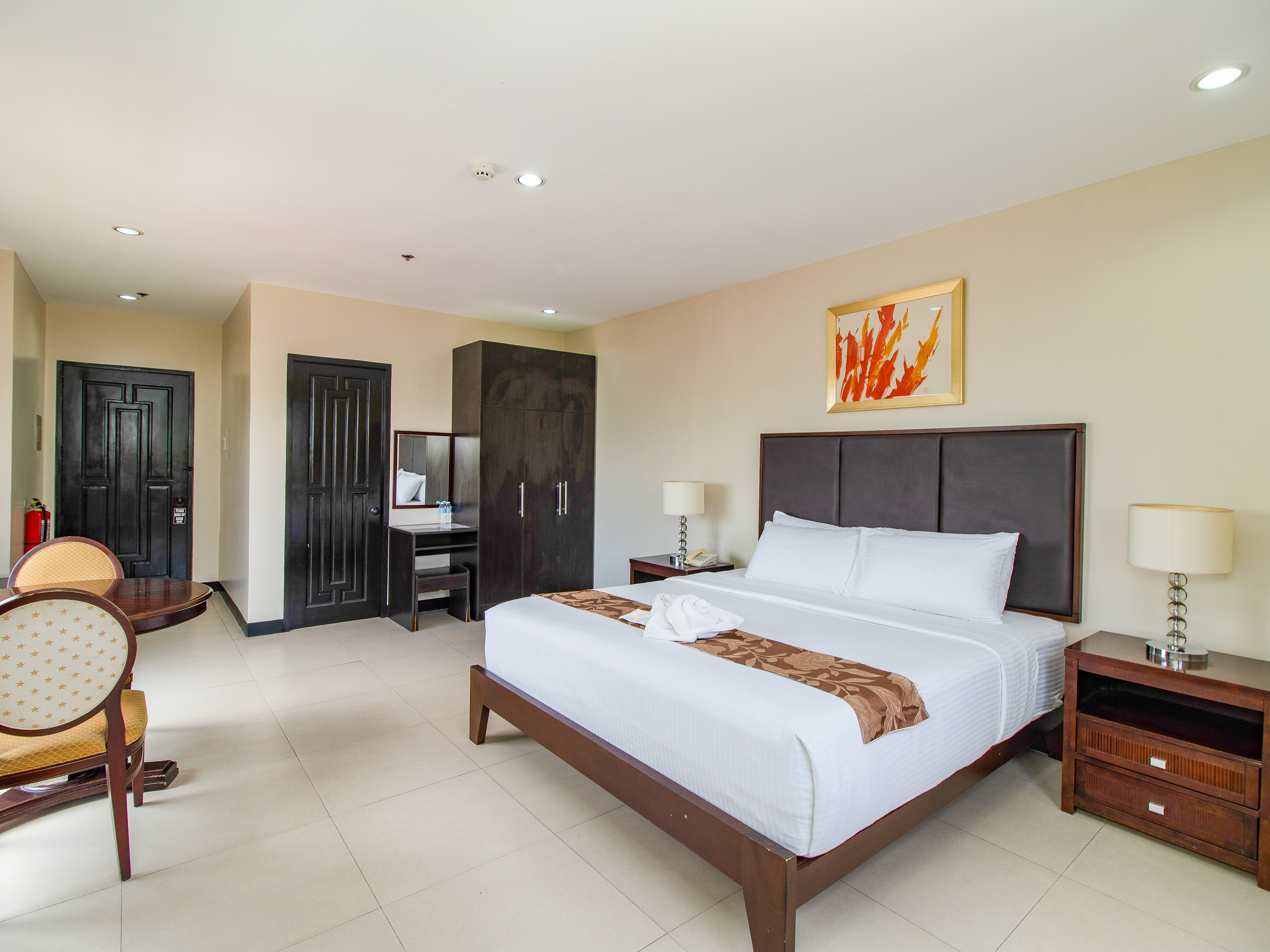 Double King Size Bed