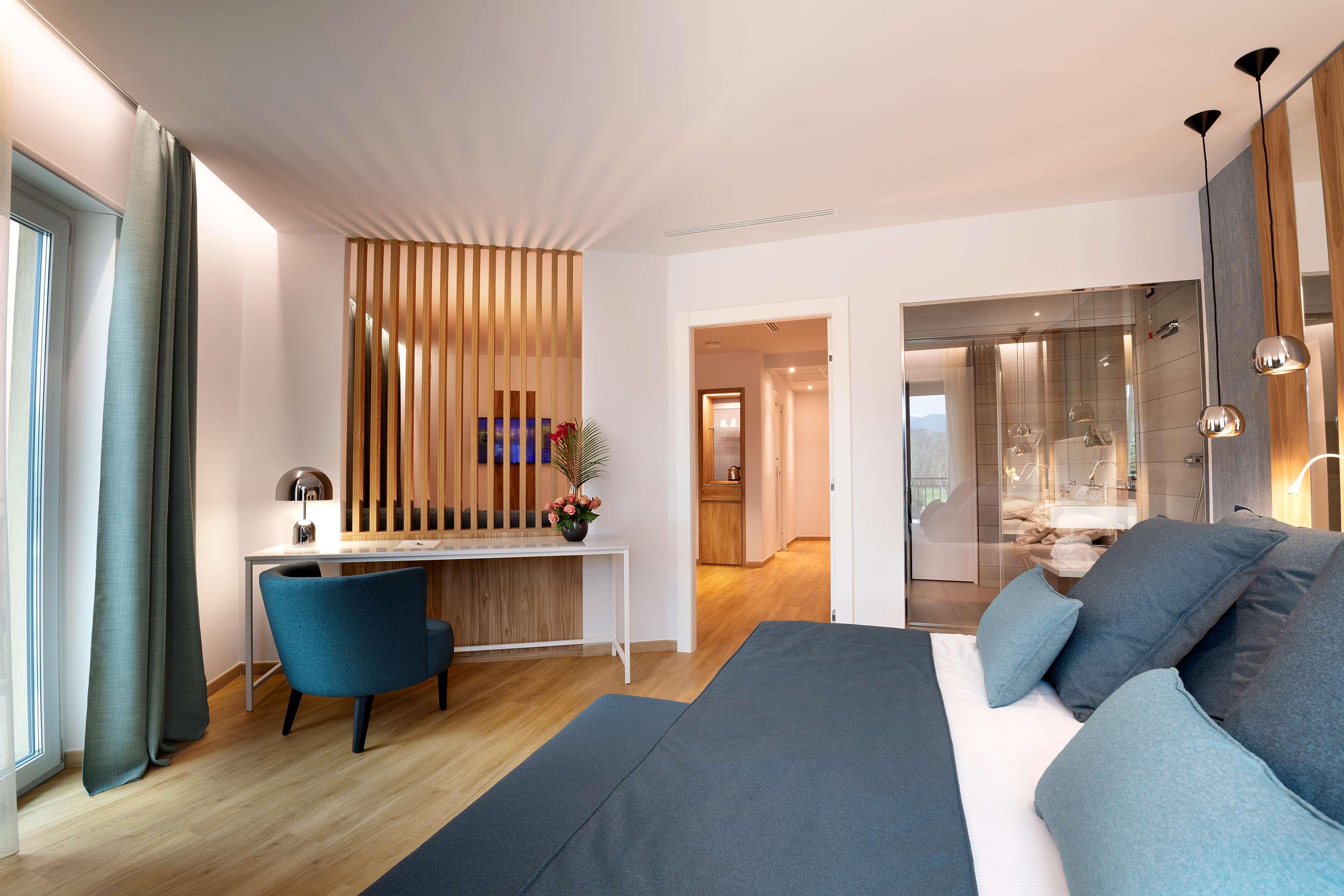 Suite Queen Size Bed