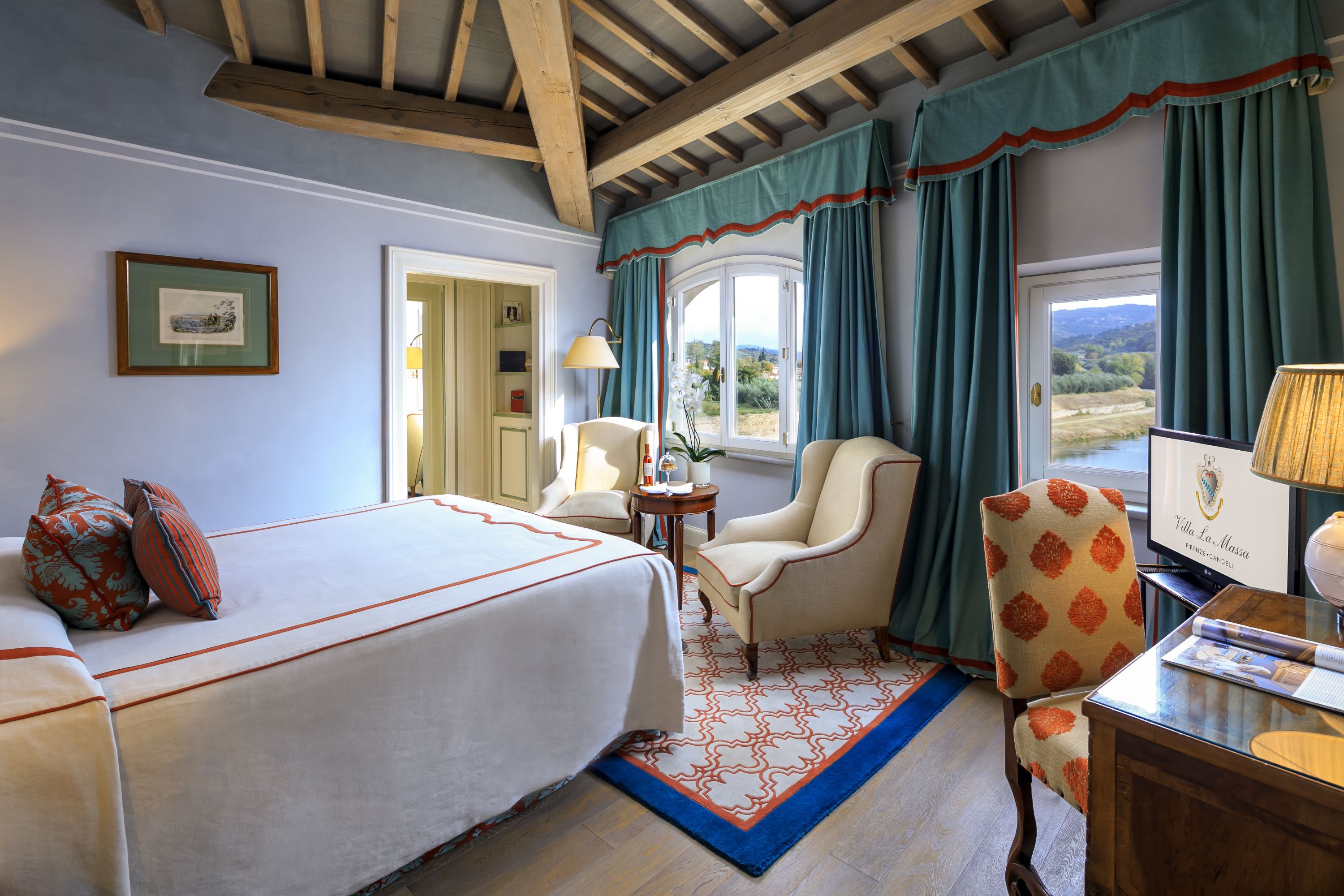 Junior Suite with Views