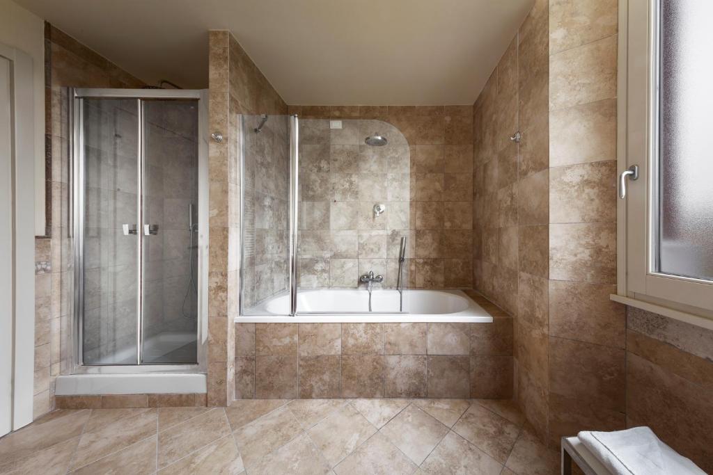 Double Single Superior