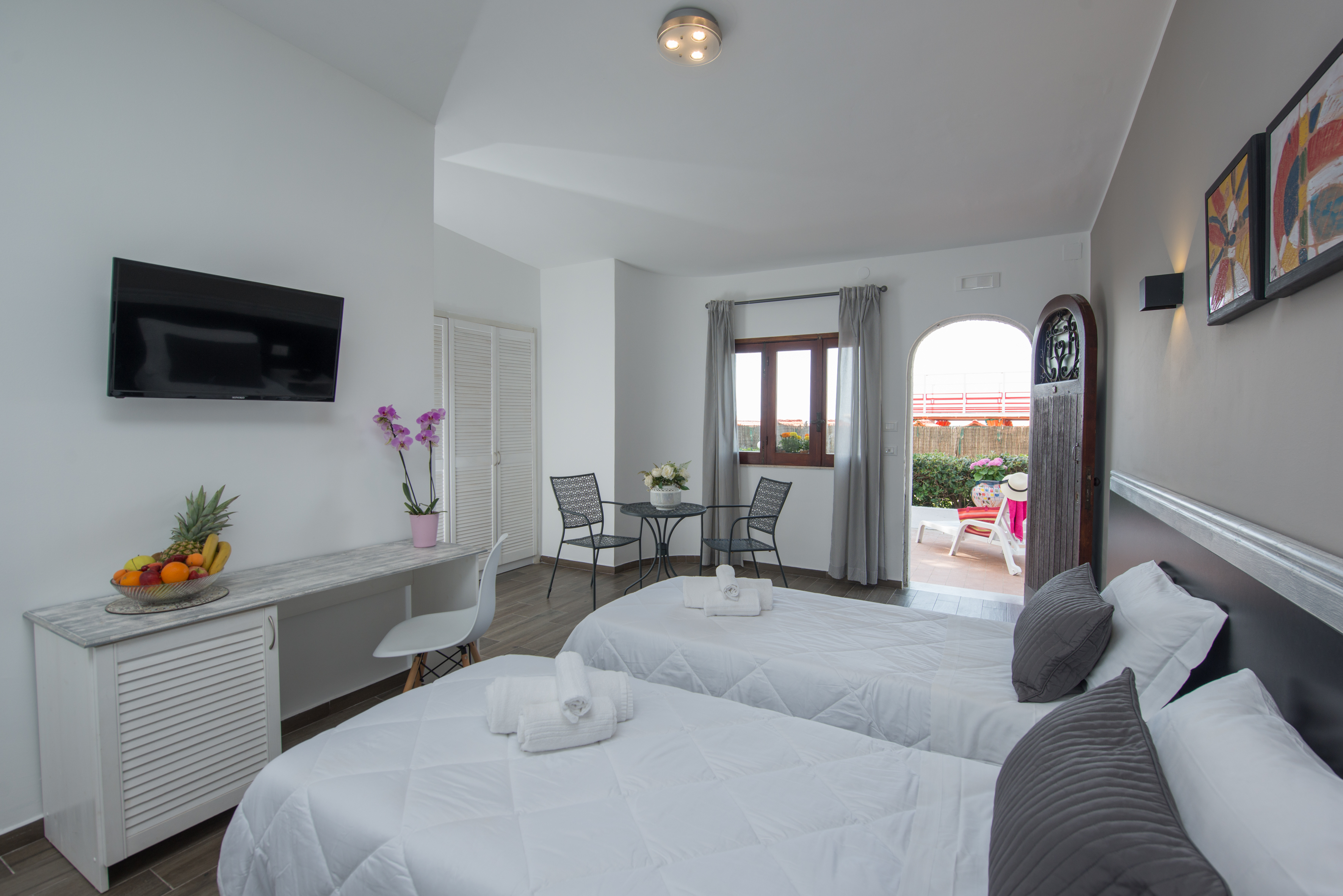 Bungalow with Terrace