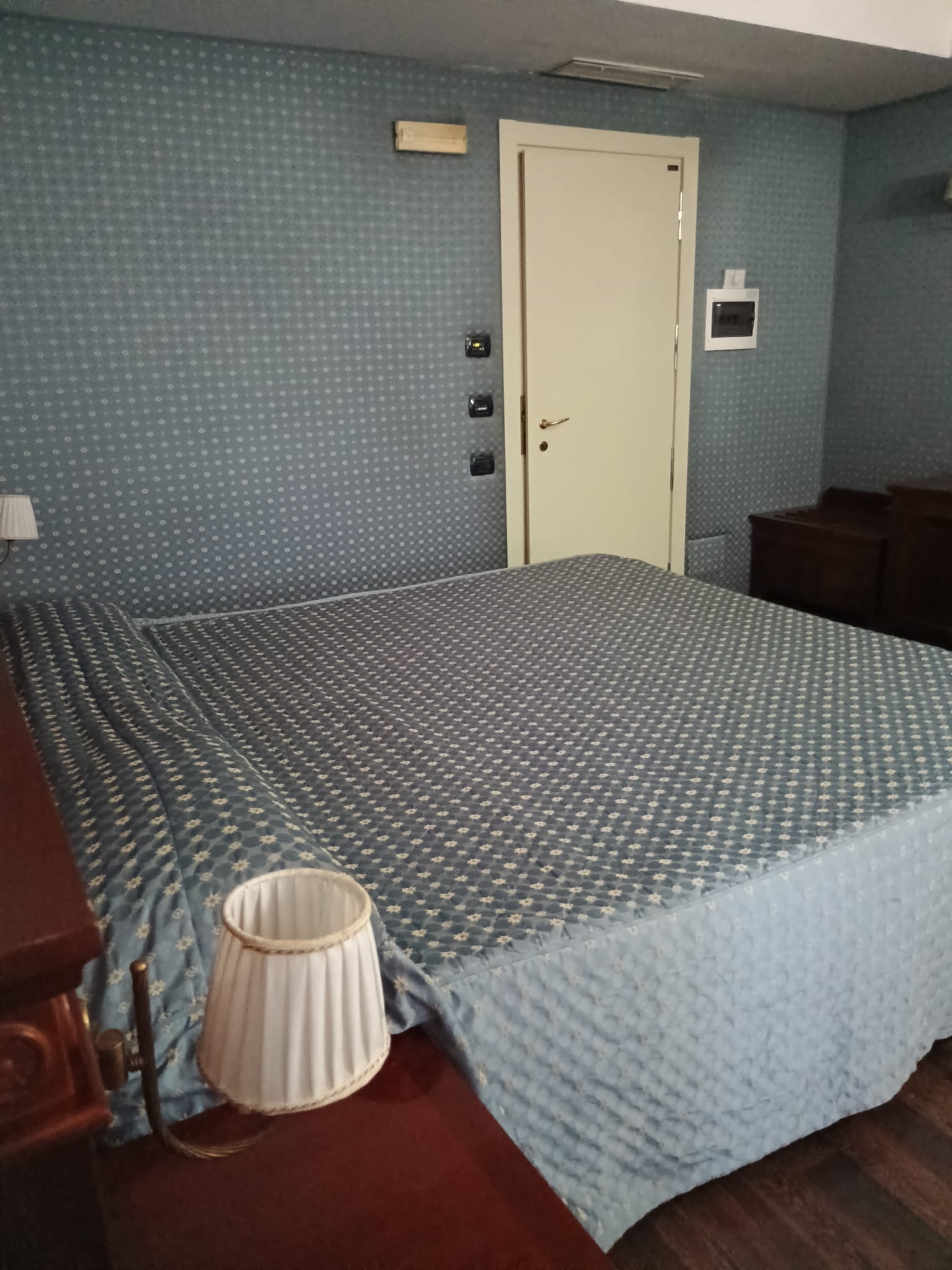 Double or Twin One Bed