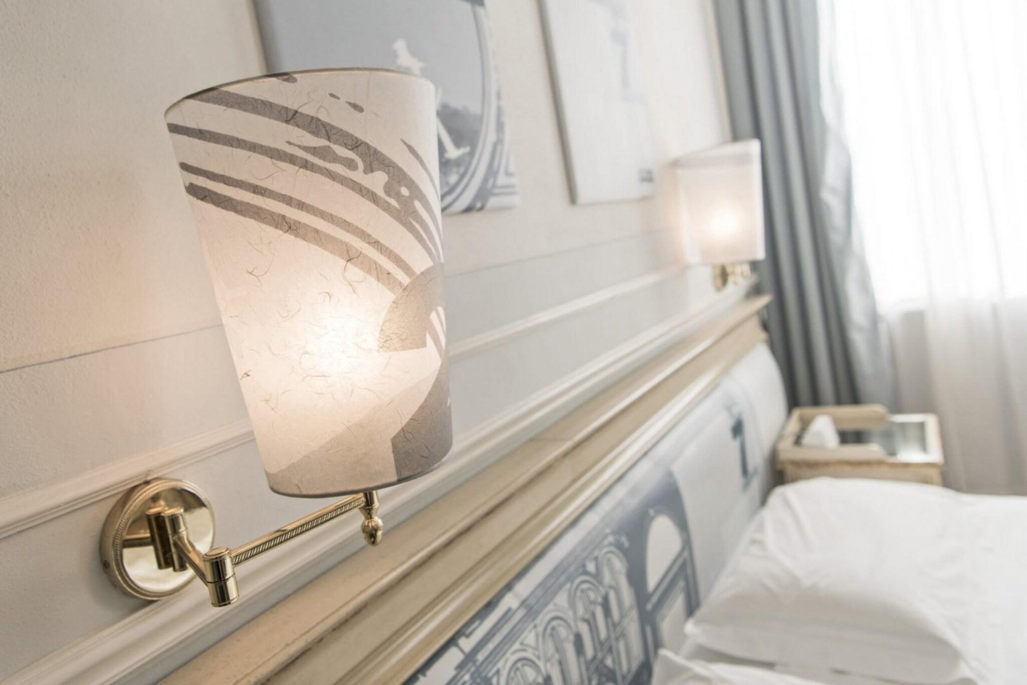 Double Superior Queen Bed