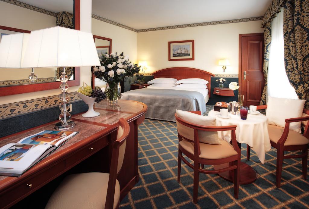 Double Single Classic