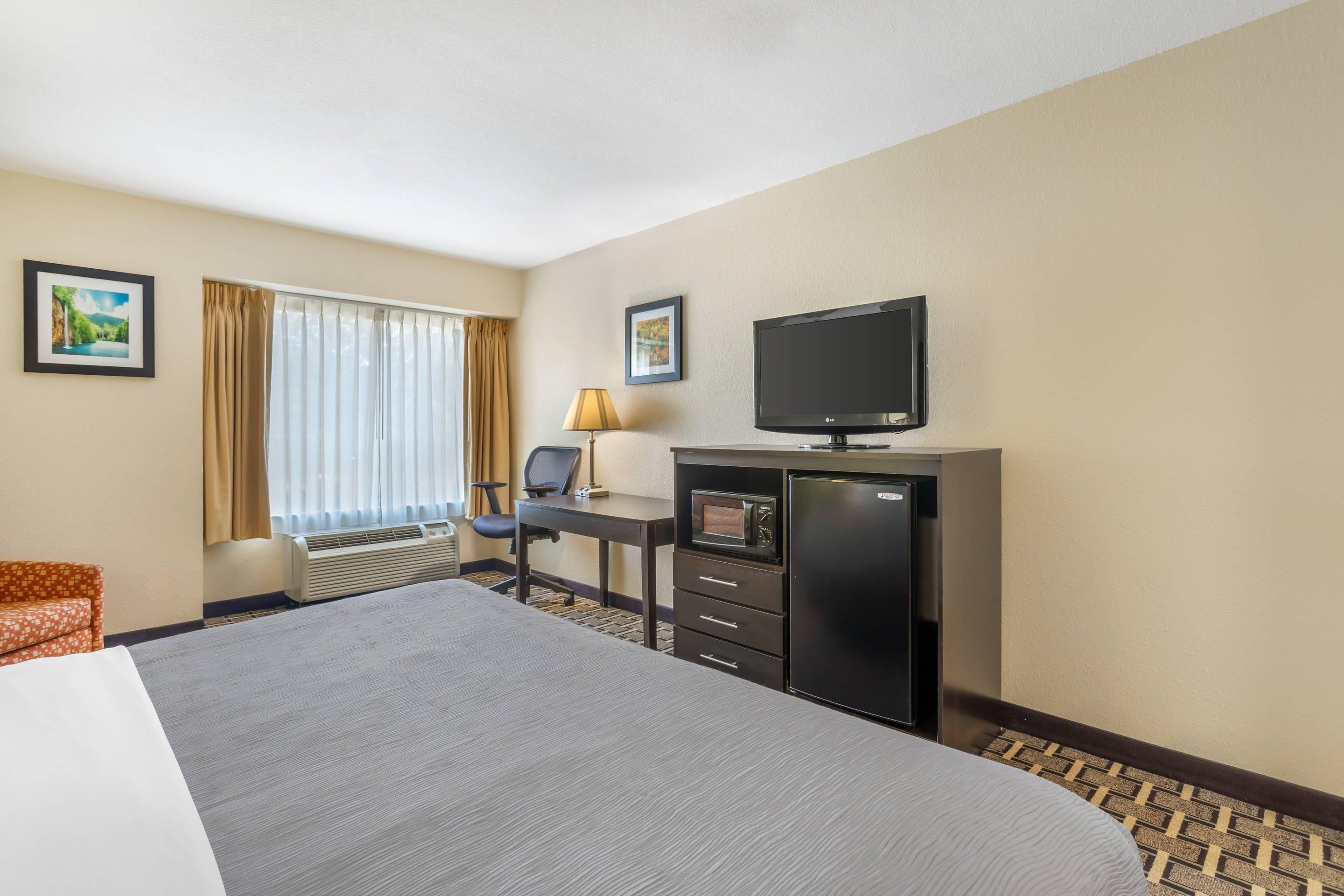 Double King Bed Non Smoking