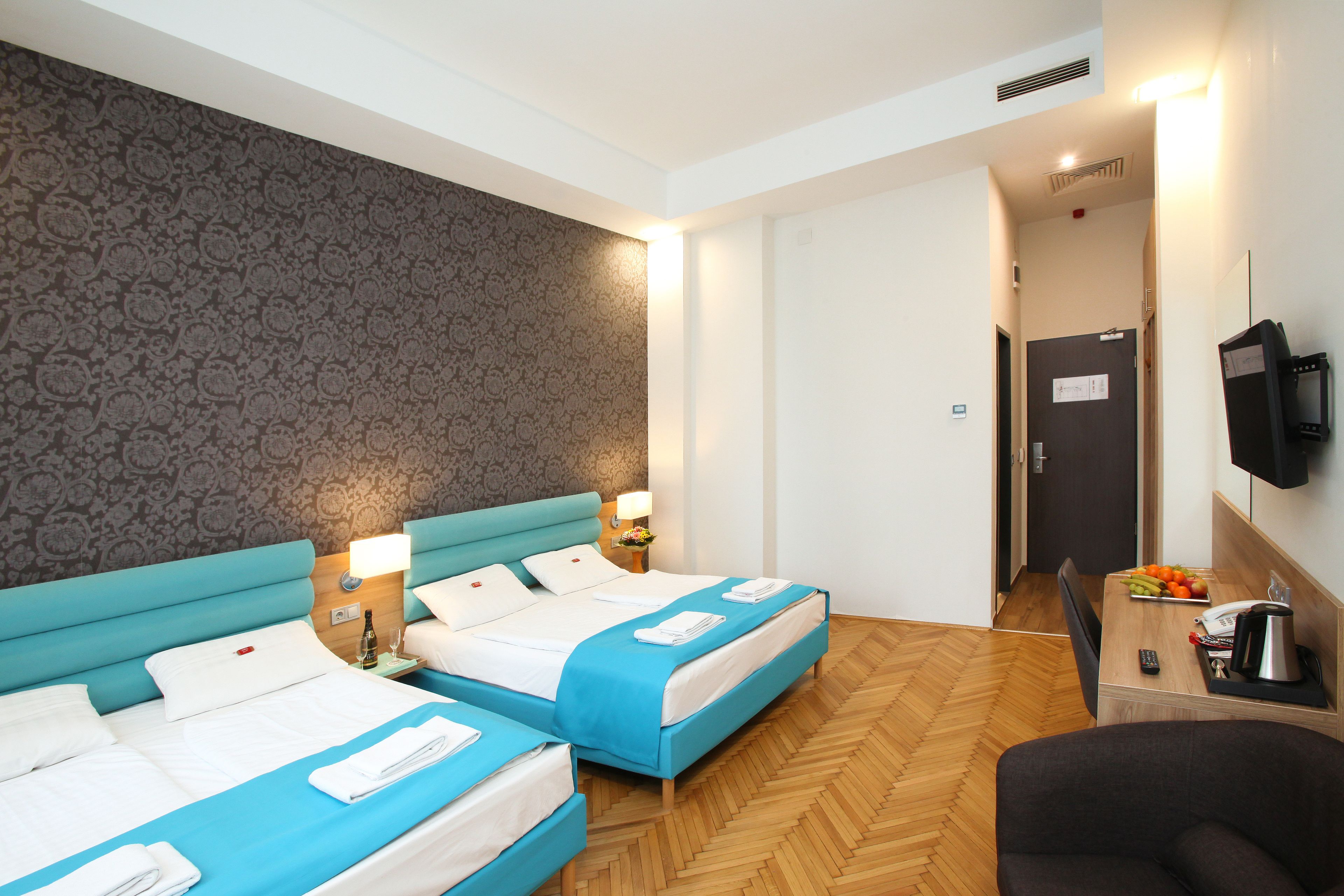 Double or Twin Superior