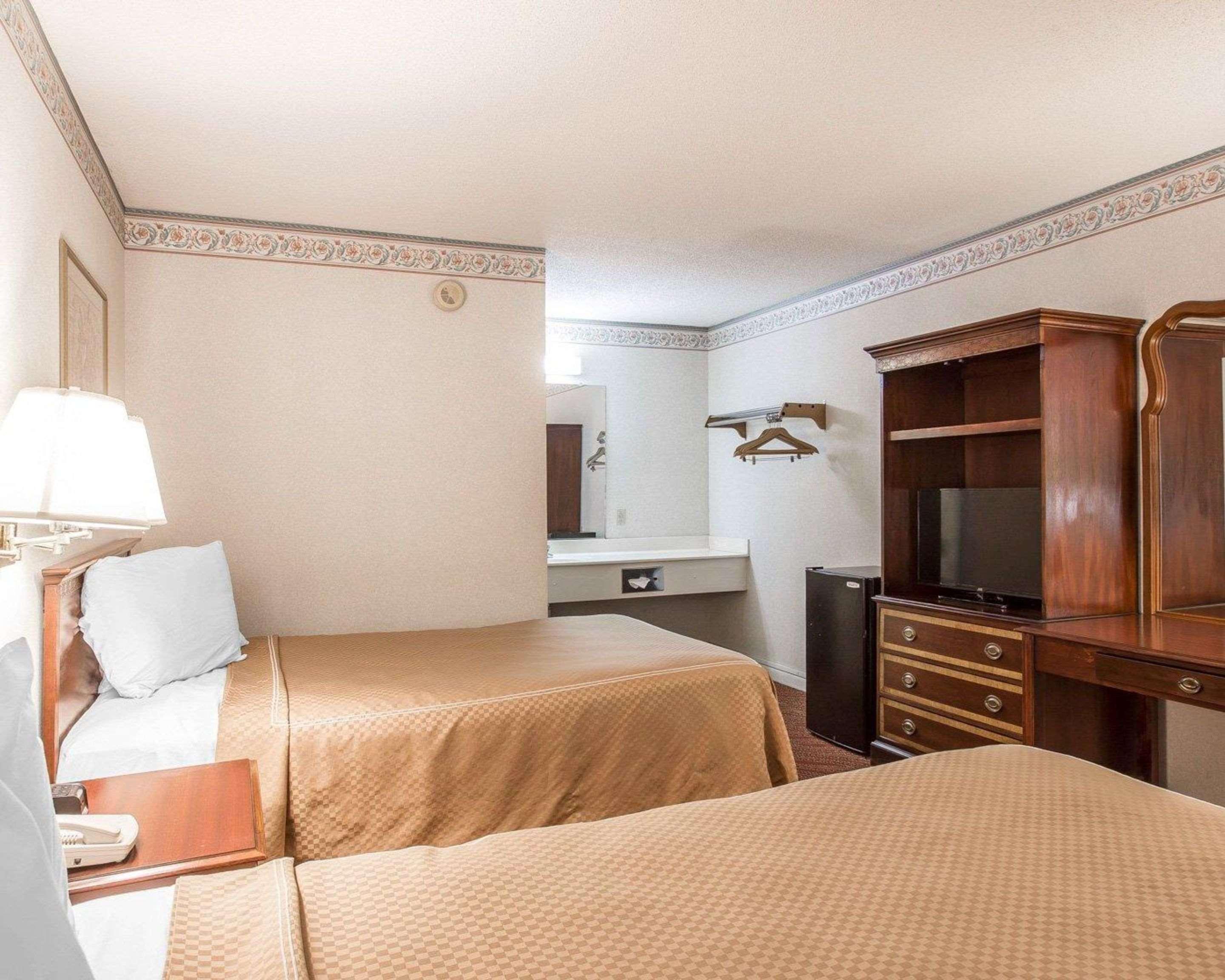 Double Two Double Beds Non Smoking