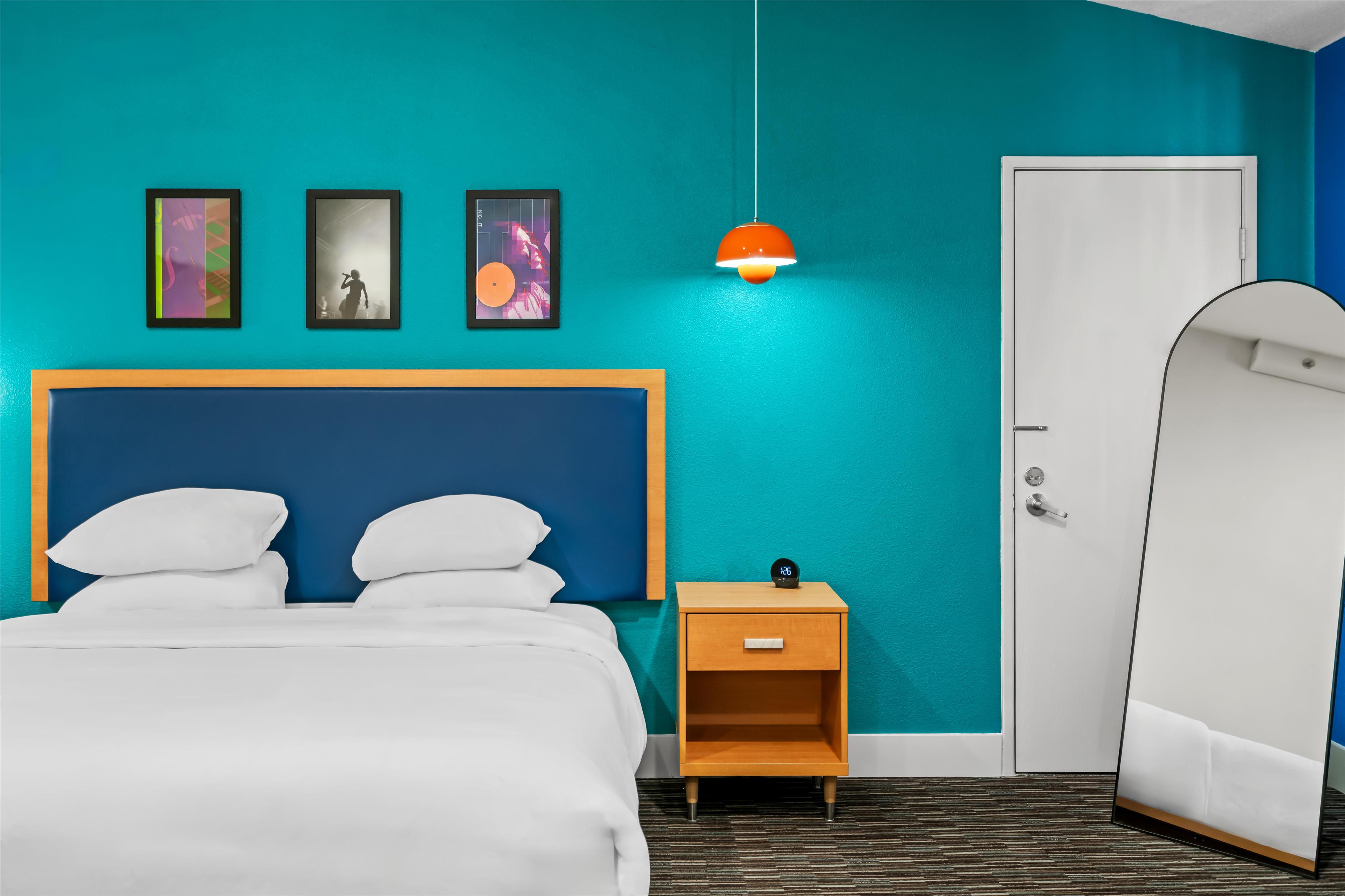 Junior Suite Premium King Bed