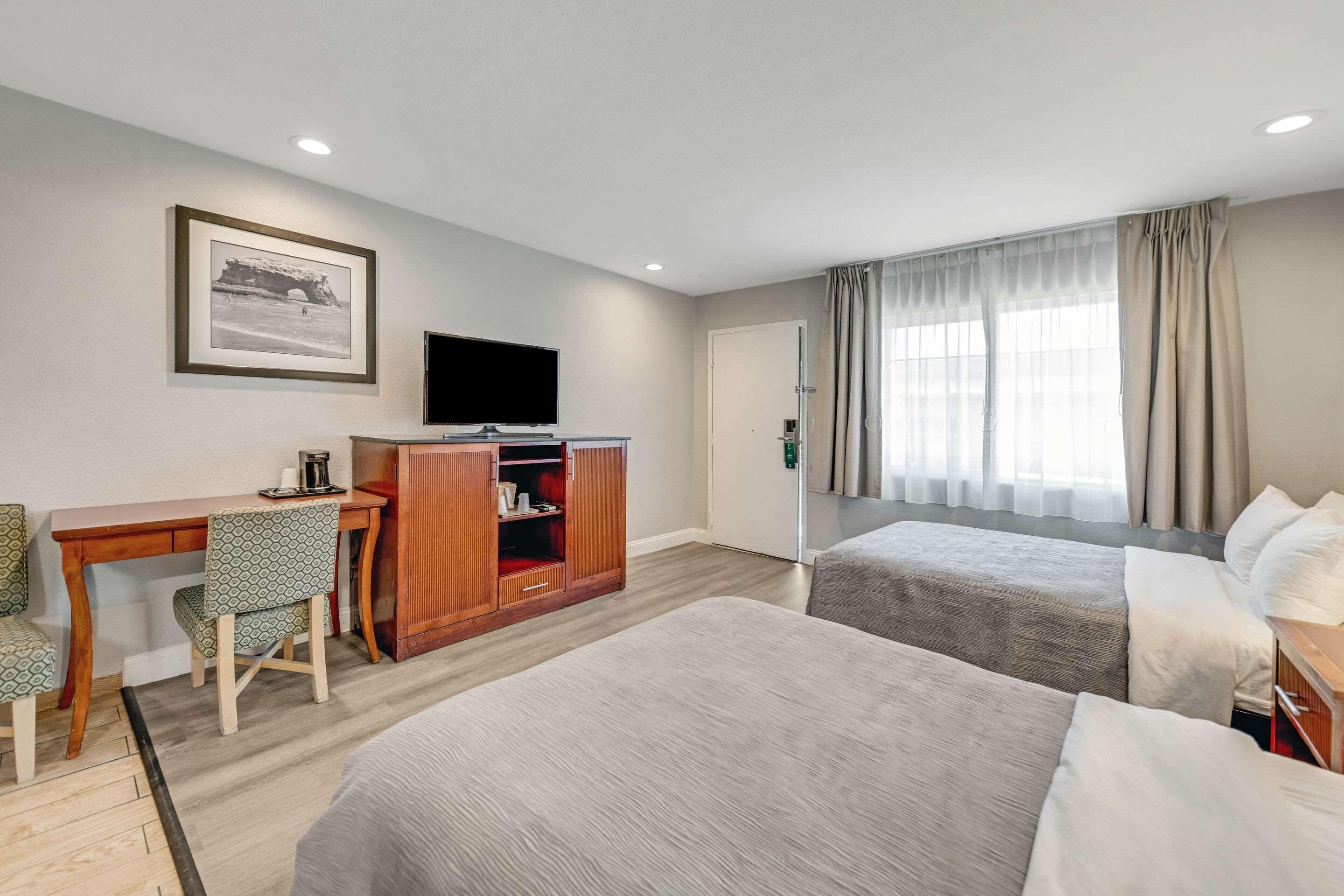 Double Two Double Beds Non Smoking