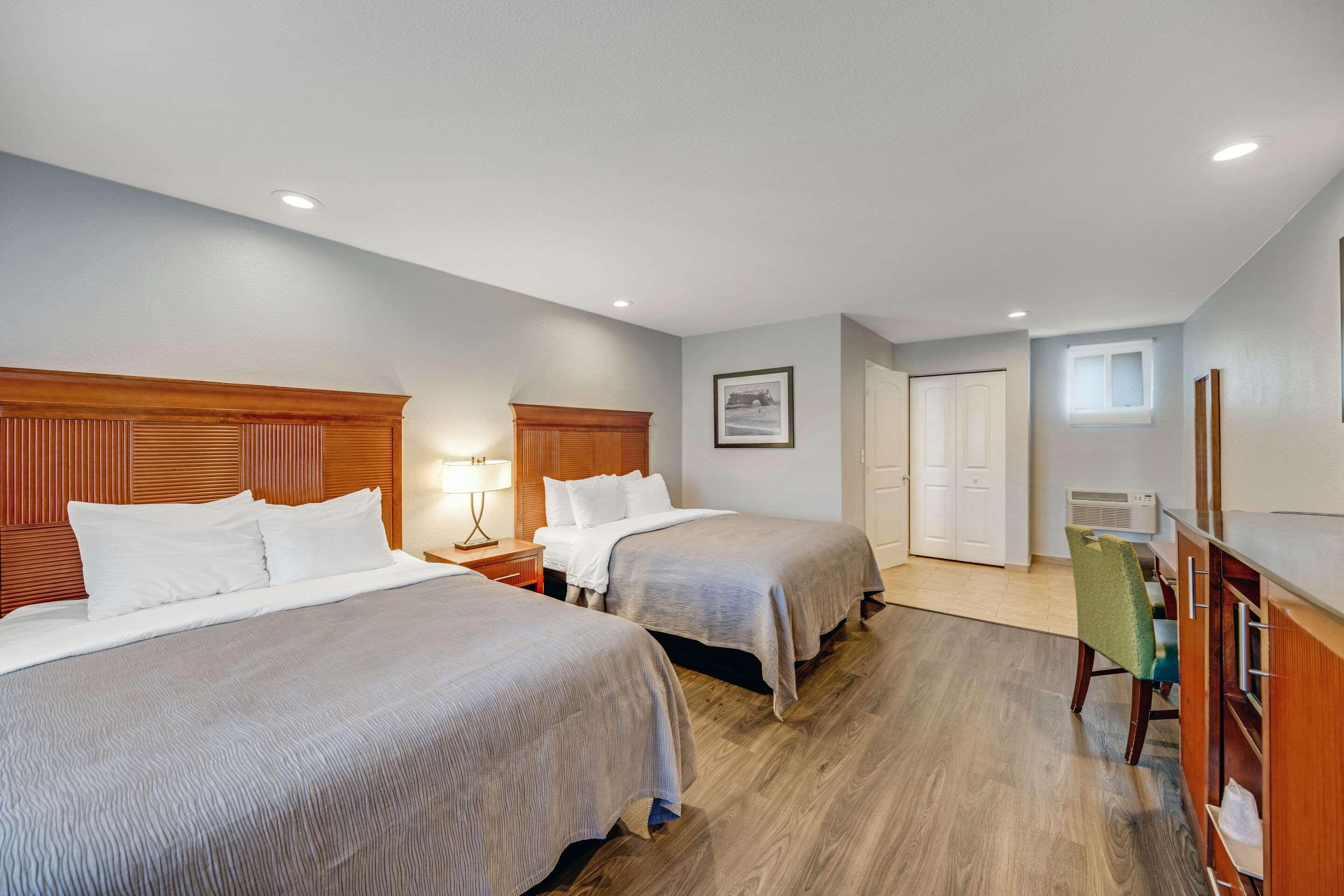 Double Two Queen Beds