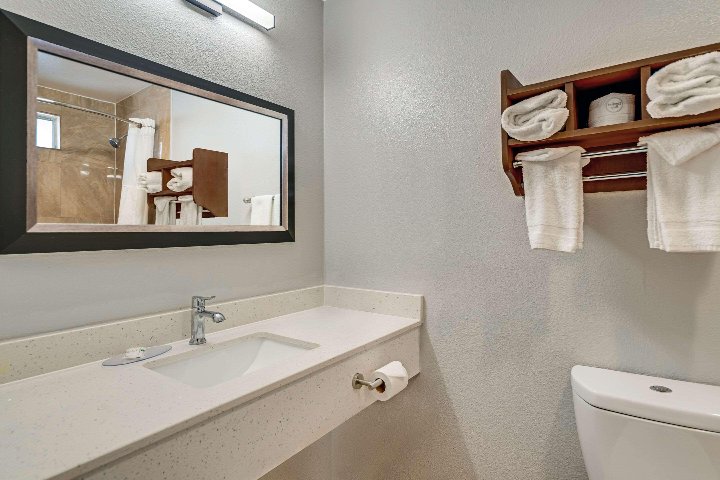 Double Two Queen Beds Non Smoking