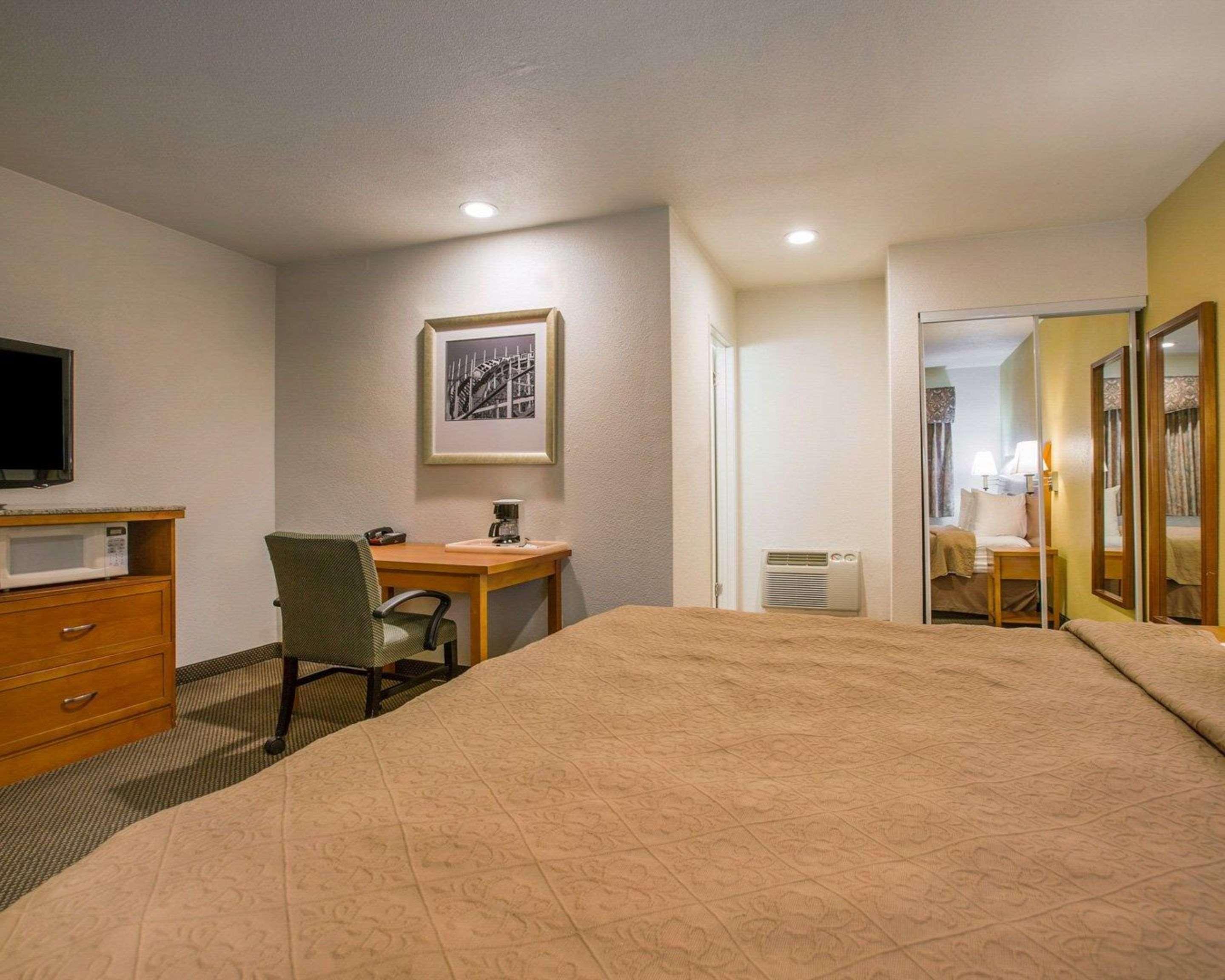 Suite King Bed Non Smoking