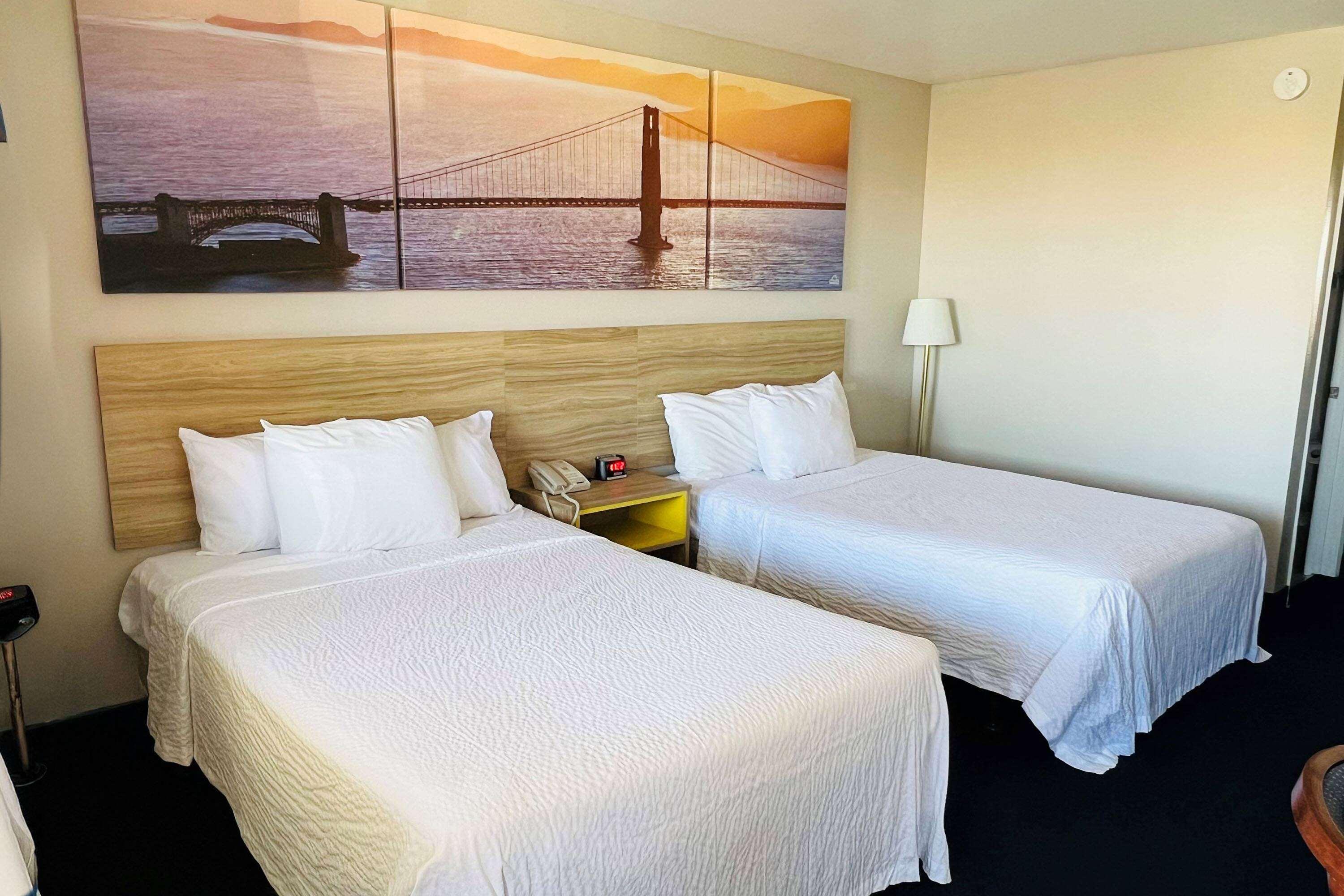 Quadruple Non Smoking