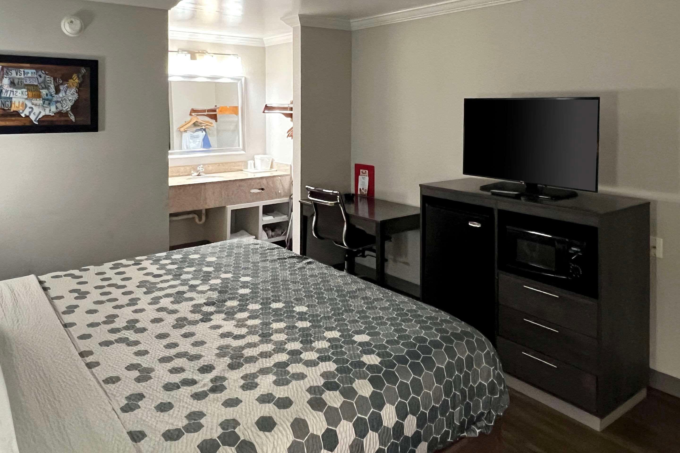 Double King Size Bed