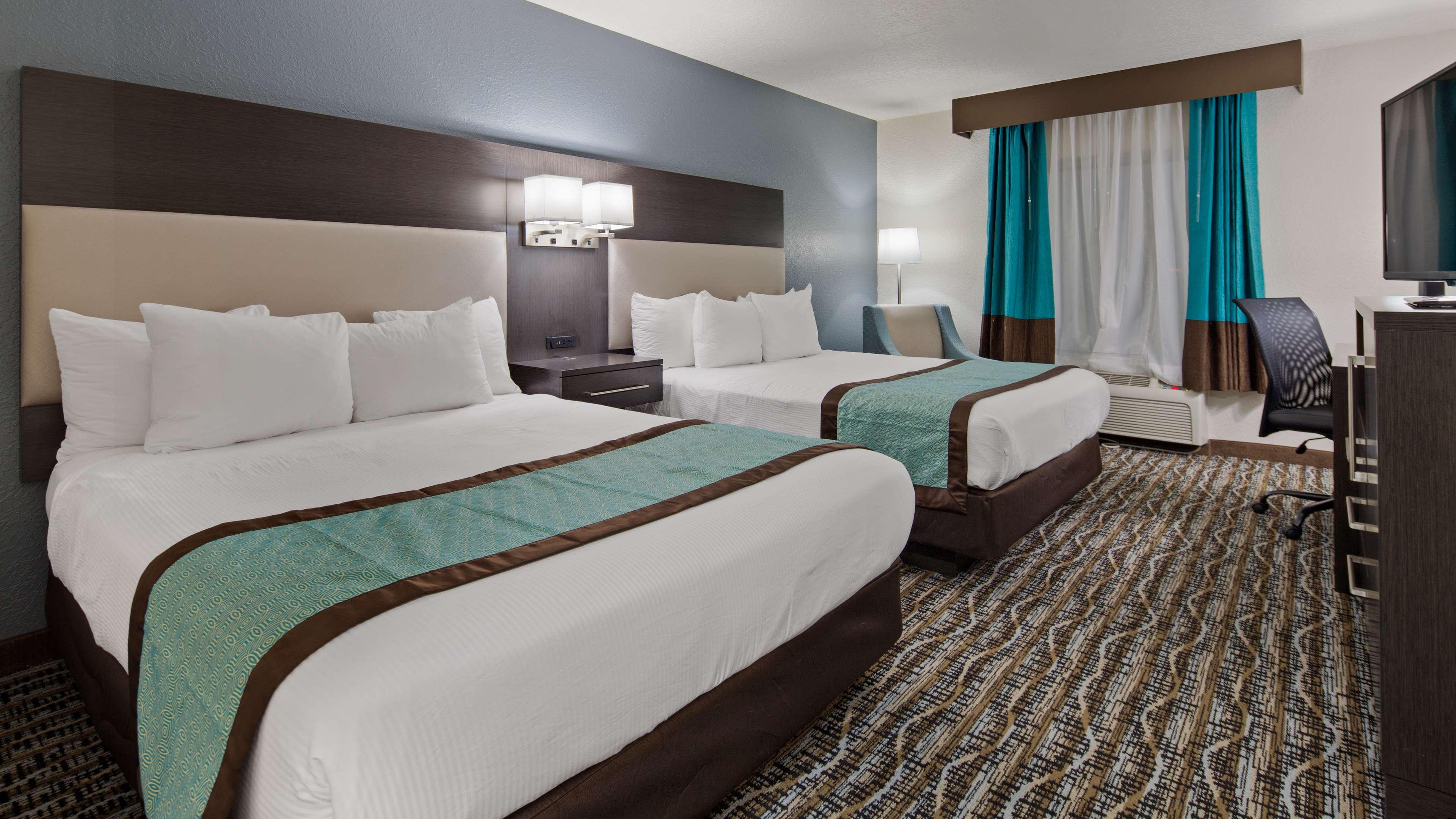 Double Two Queen Beds