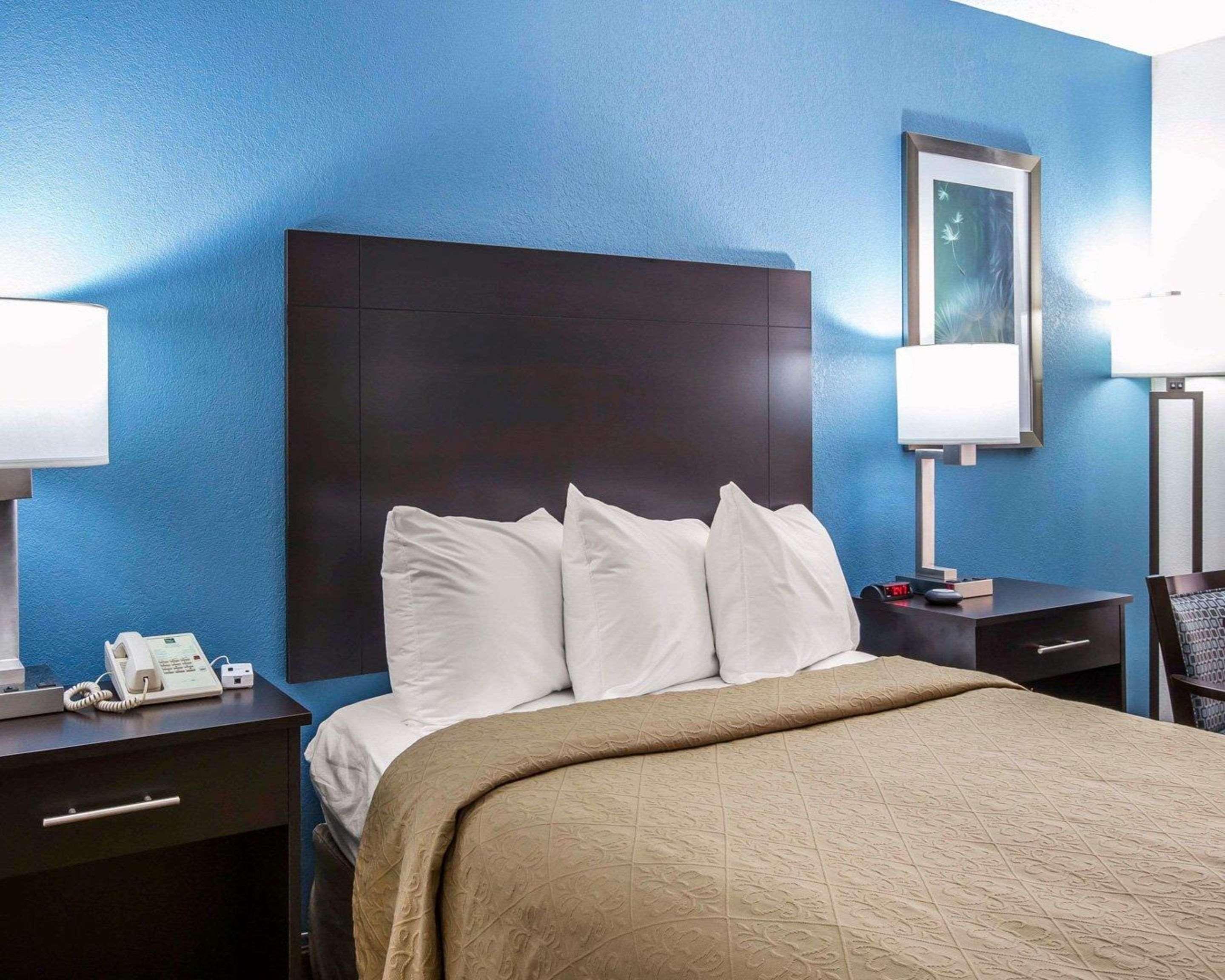 Double Queen Size Bed