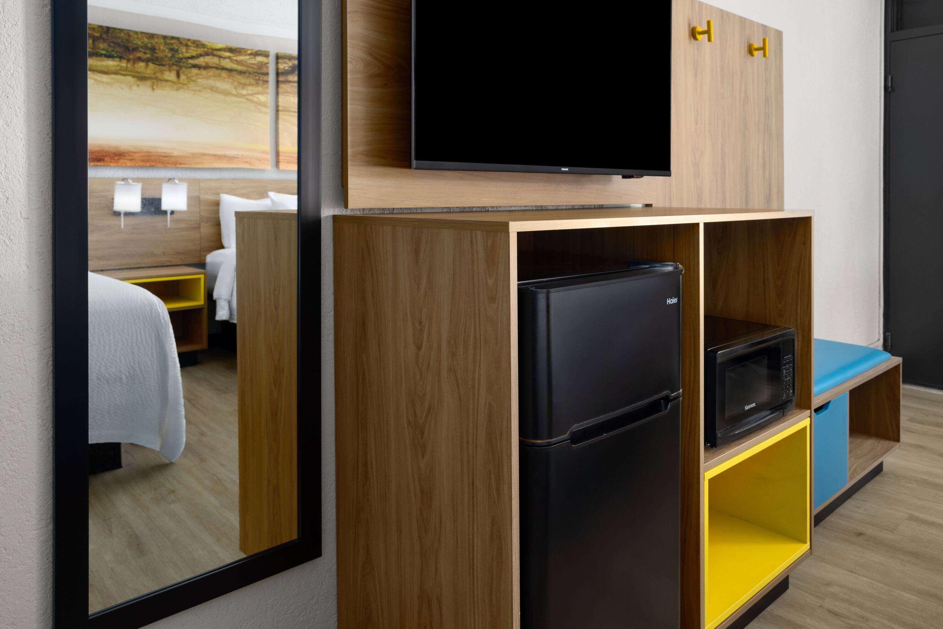 Quadruple Non Smoking