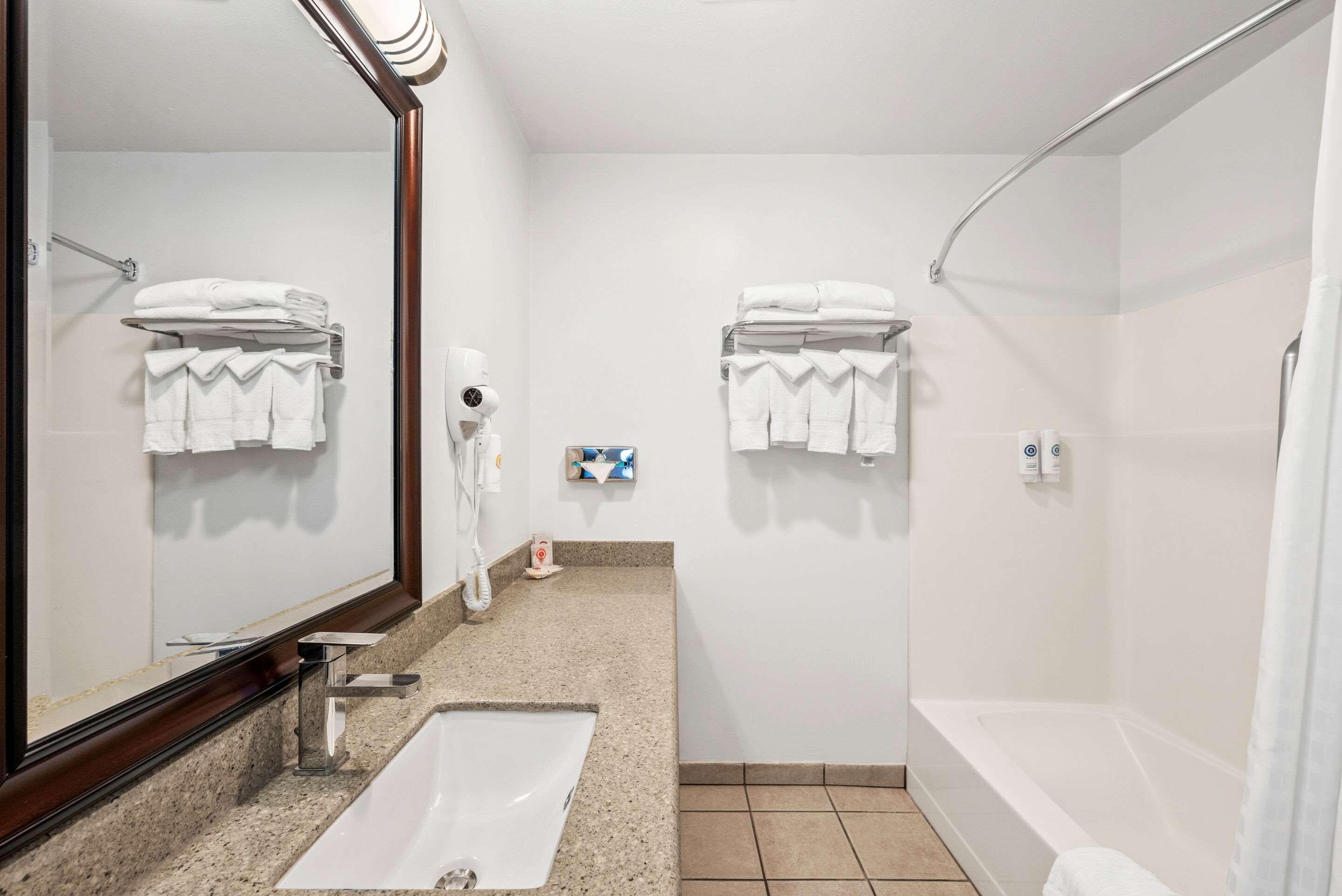 Double Two Queen Beds Non Smoking