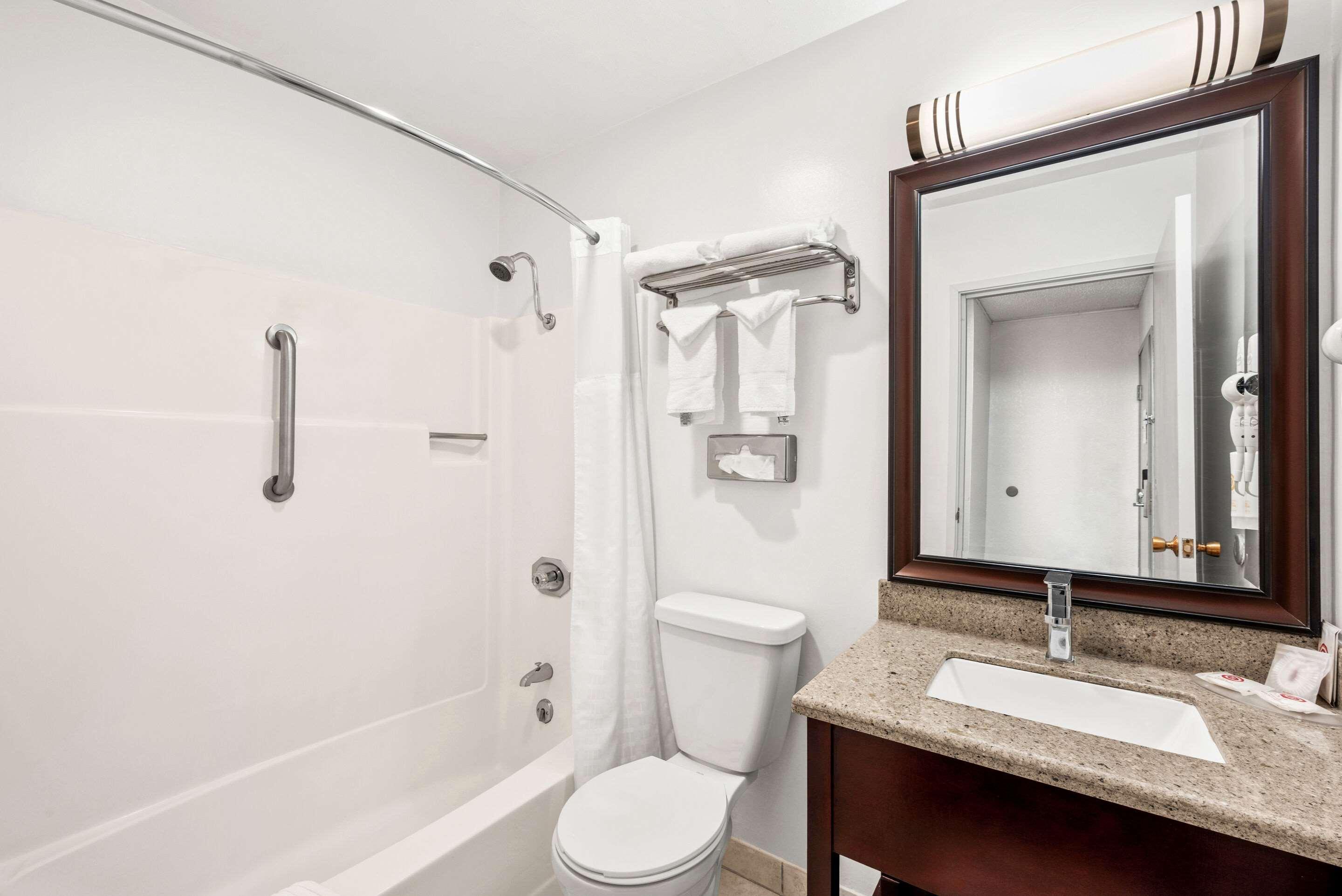 Double King Bed Non Smoking