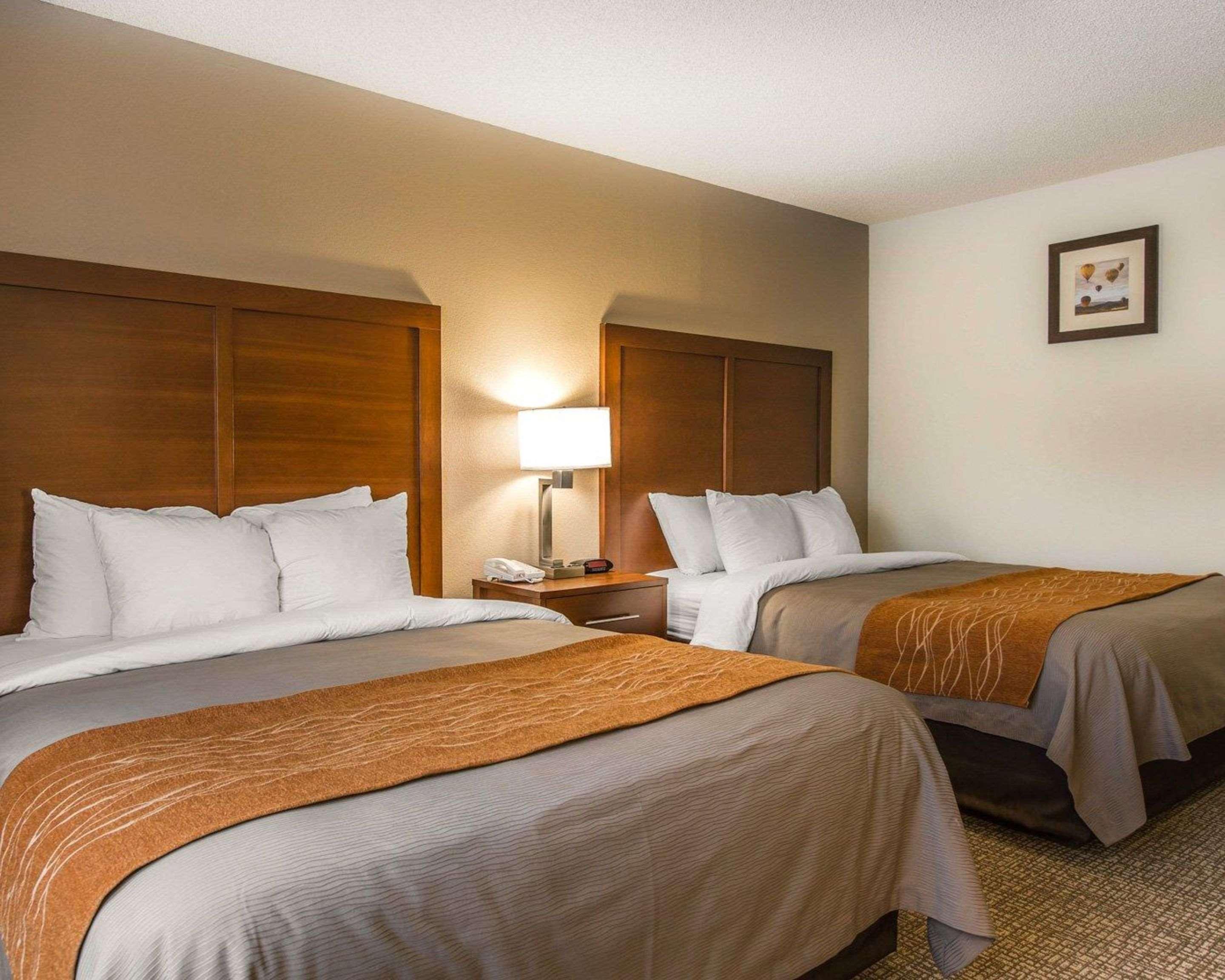 Double Two Queen Beds Non Smoking