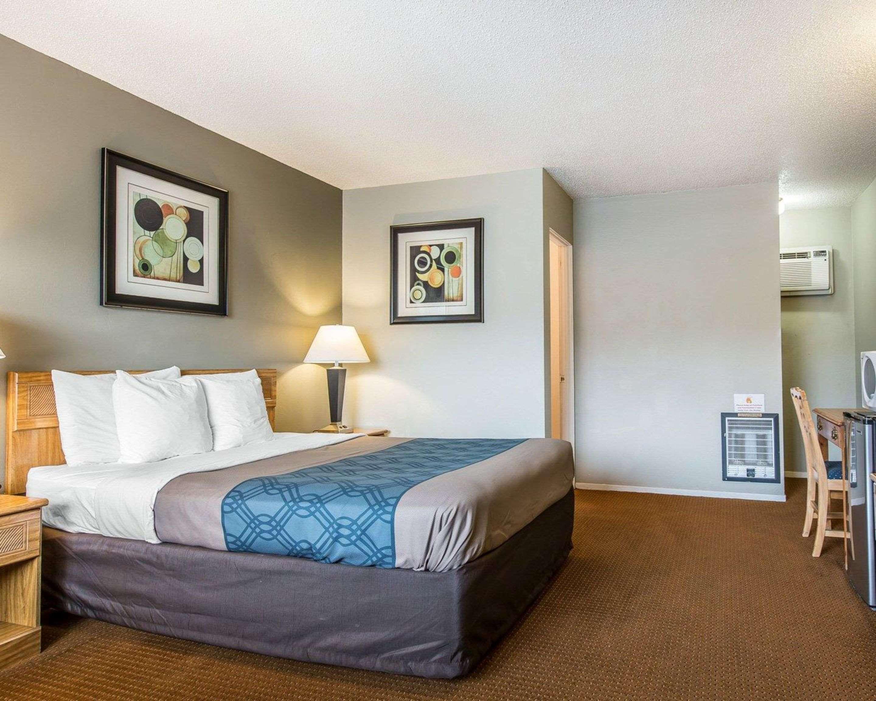 Double Queen Bed Non Smoking