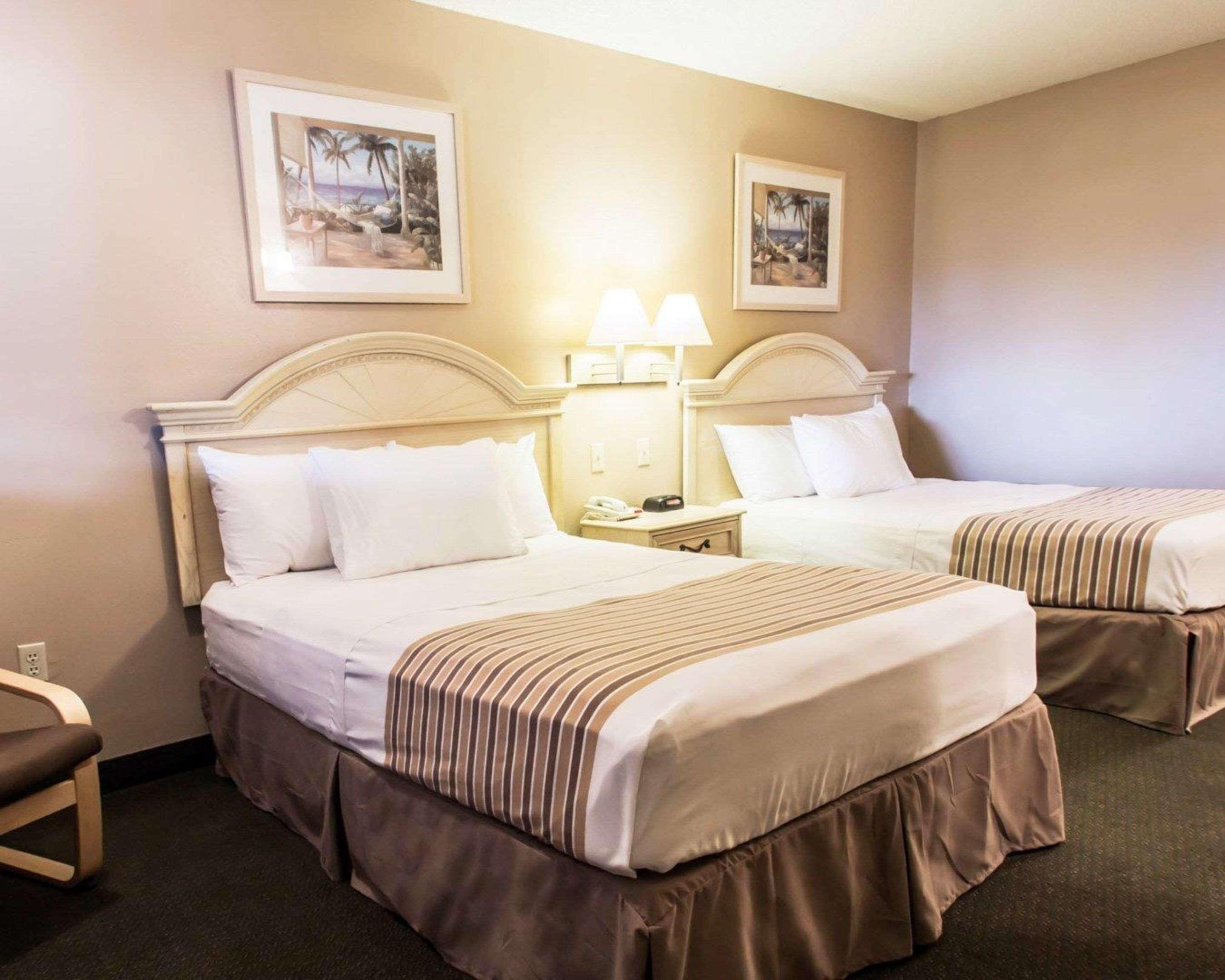 Double Two Double Beds Non Smoking